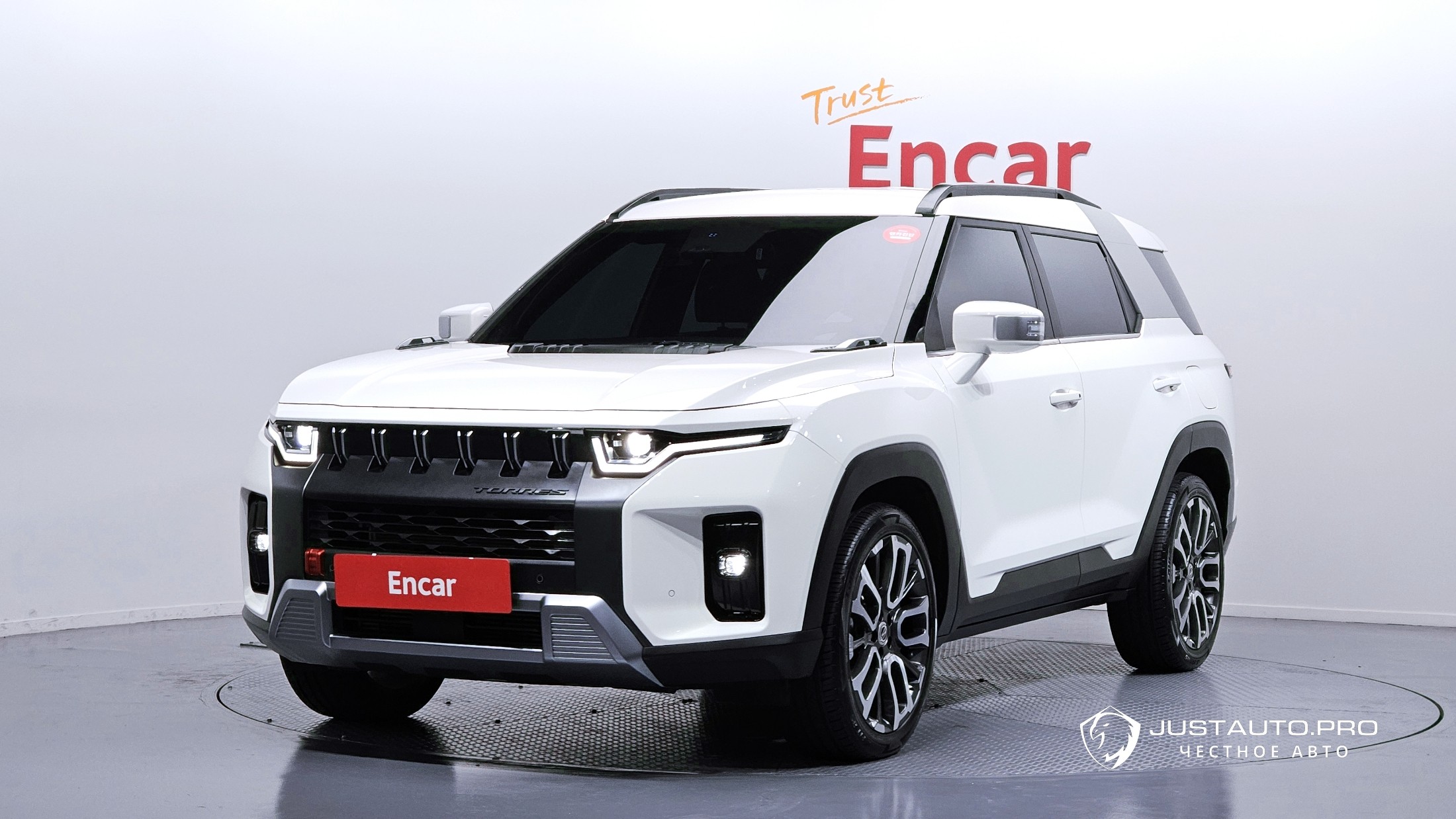 Автомобиль KG_Mobility_Ssangyong Torres