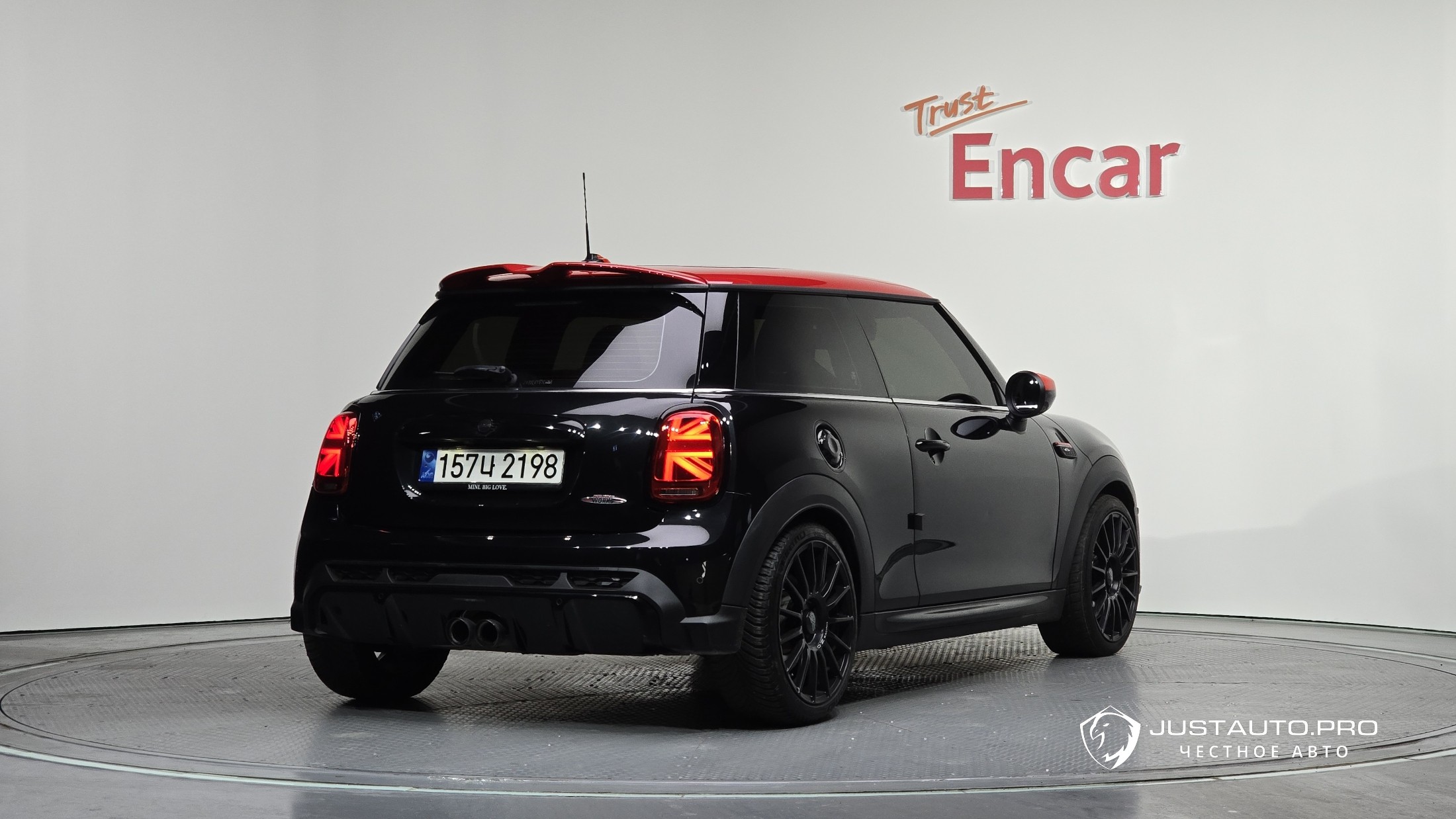 Автомобиль Mini Cooper