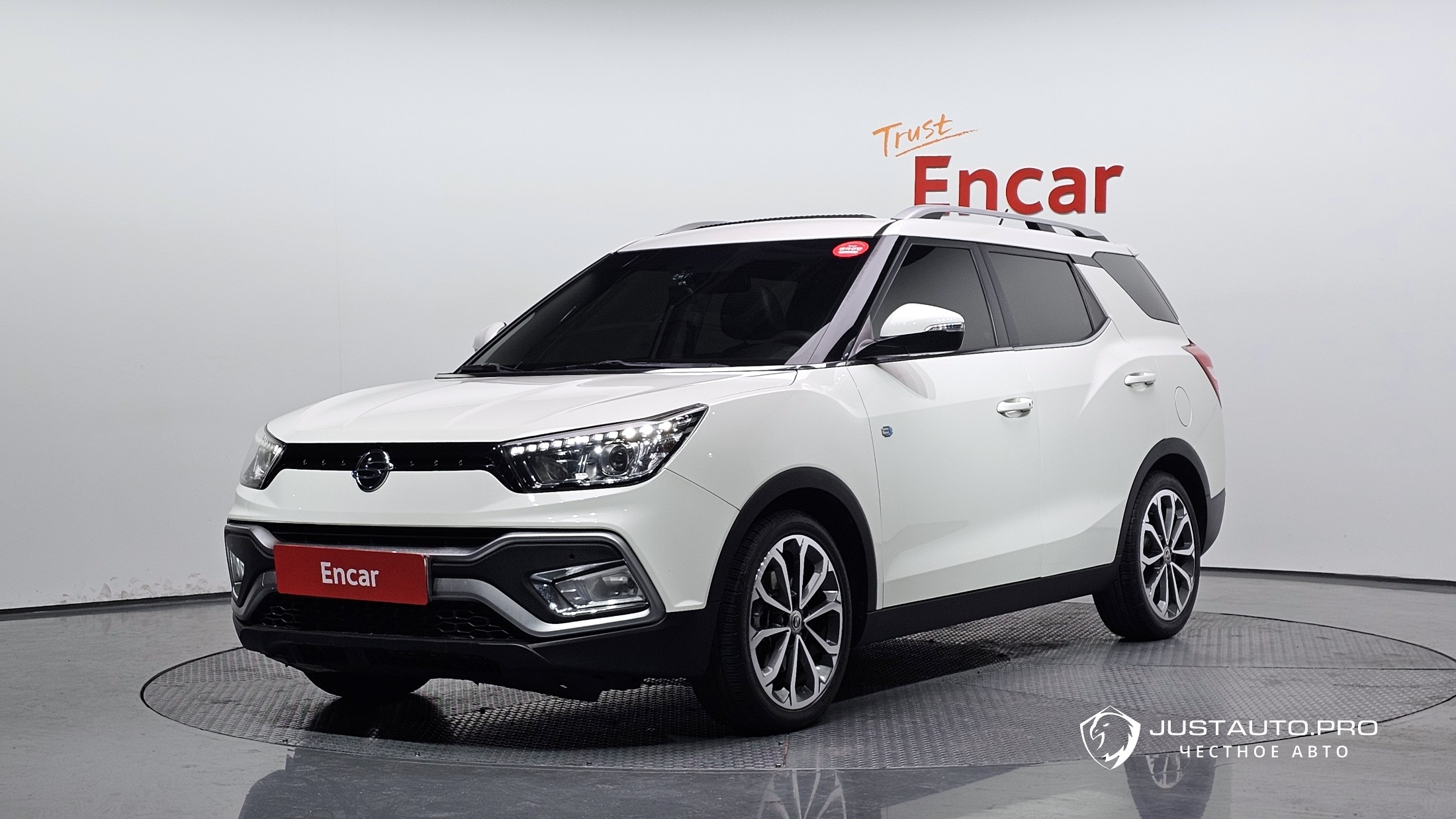 Автомобиль KG_Mobility_Ssangyong TIBOLI