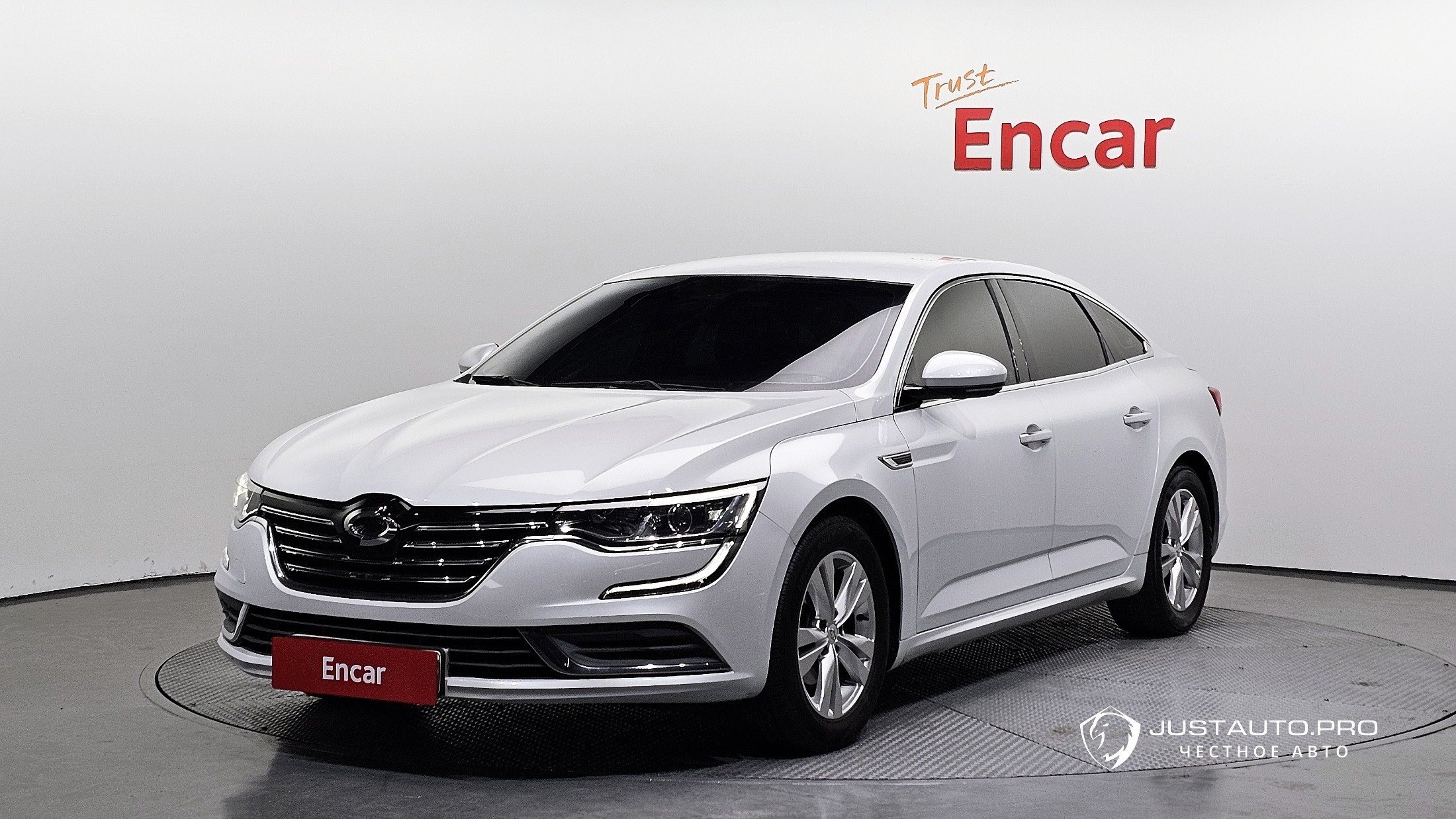 Автомобиль Renault-KoreaSamsung SM6