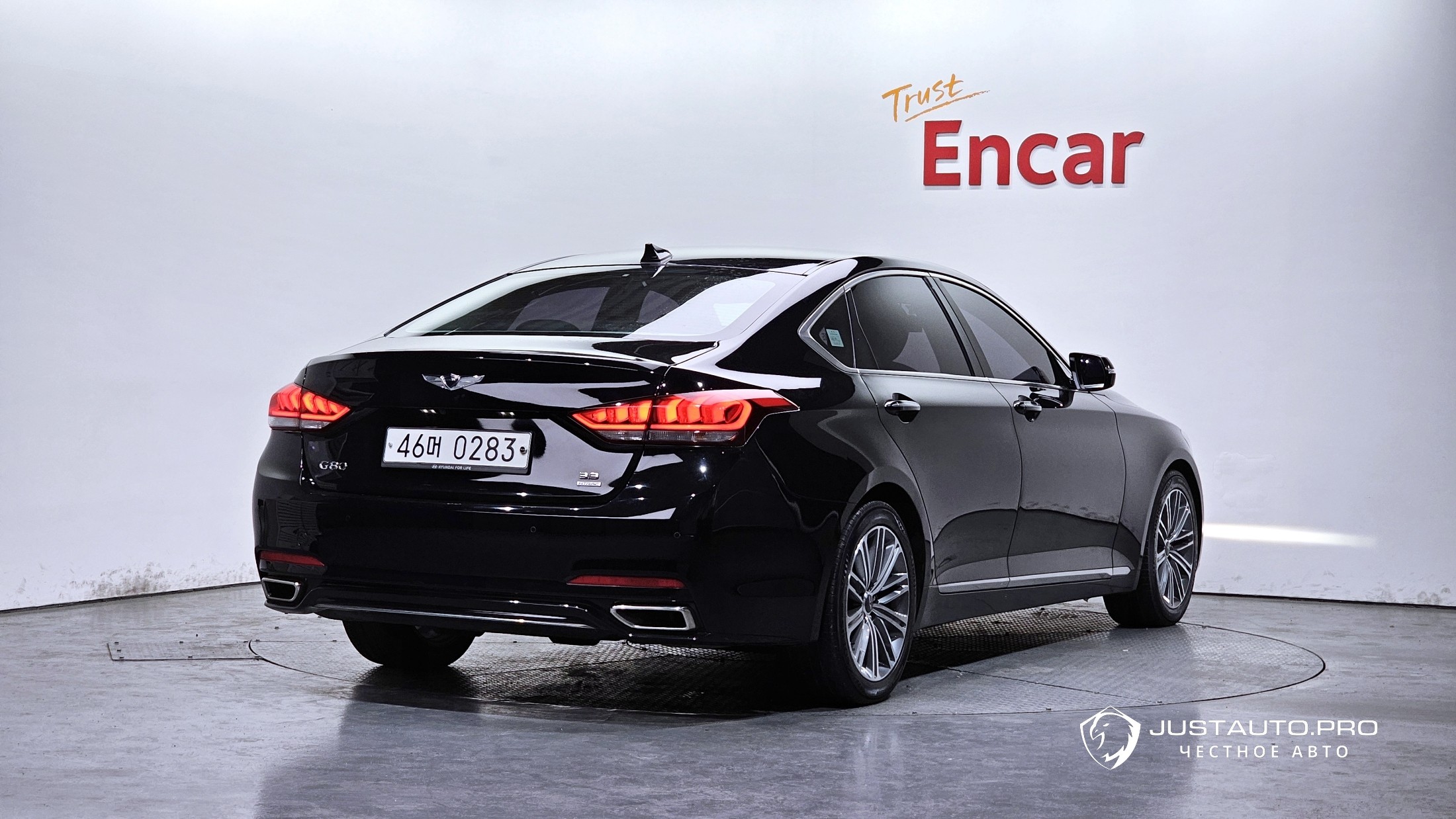 Автомобиль Genesis G80