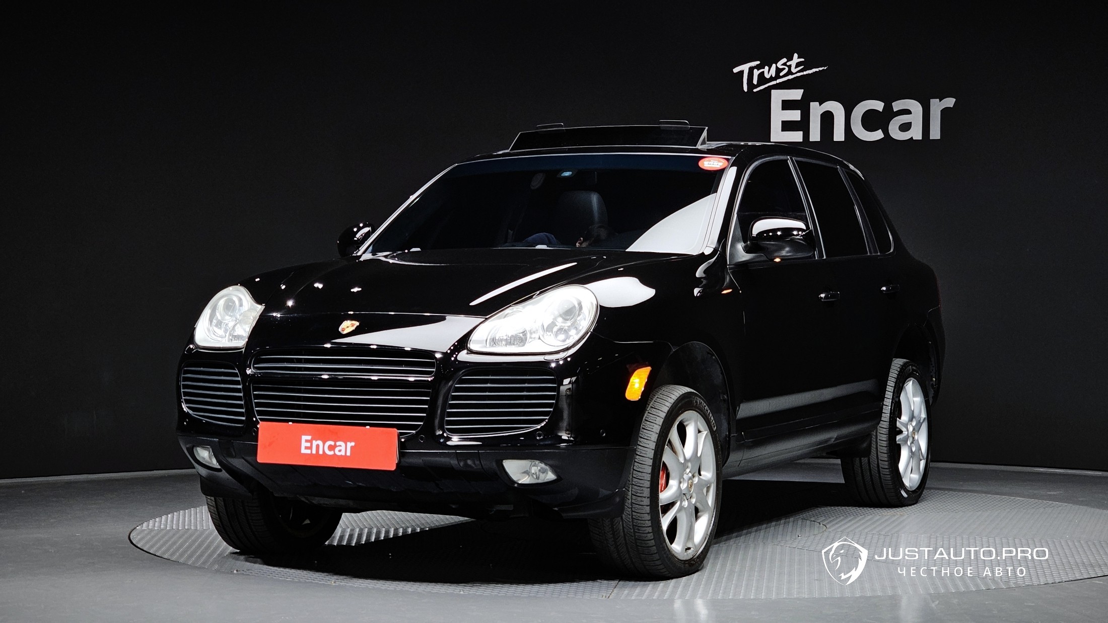 Автомобиль Porsche Cayenne