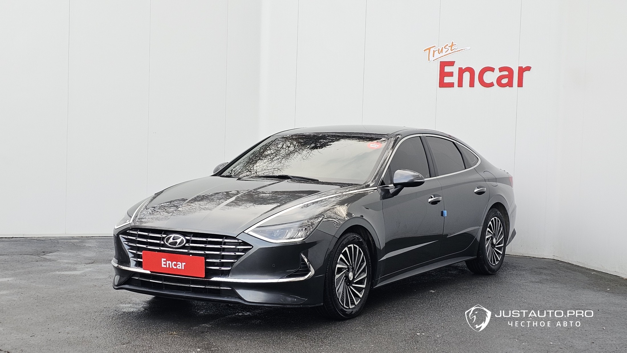 Автомобиль Hyundai Sonata