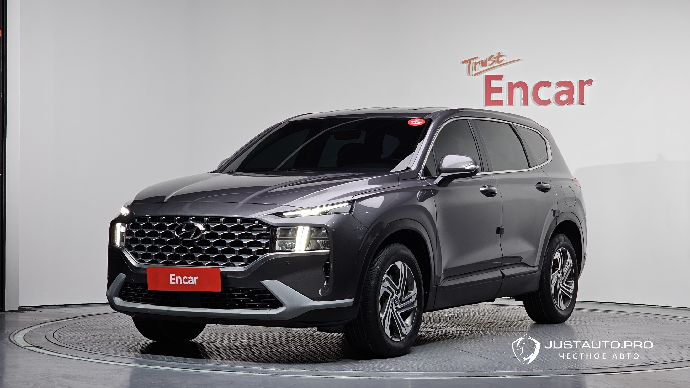 Автомобиль Hyundai Santafe