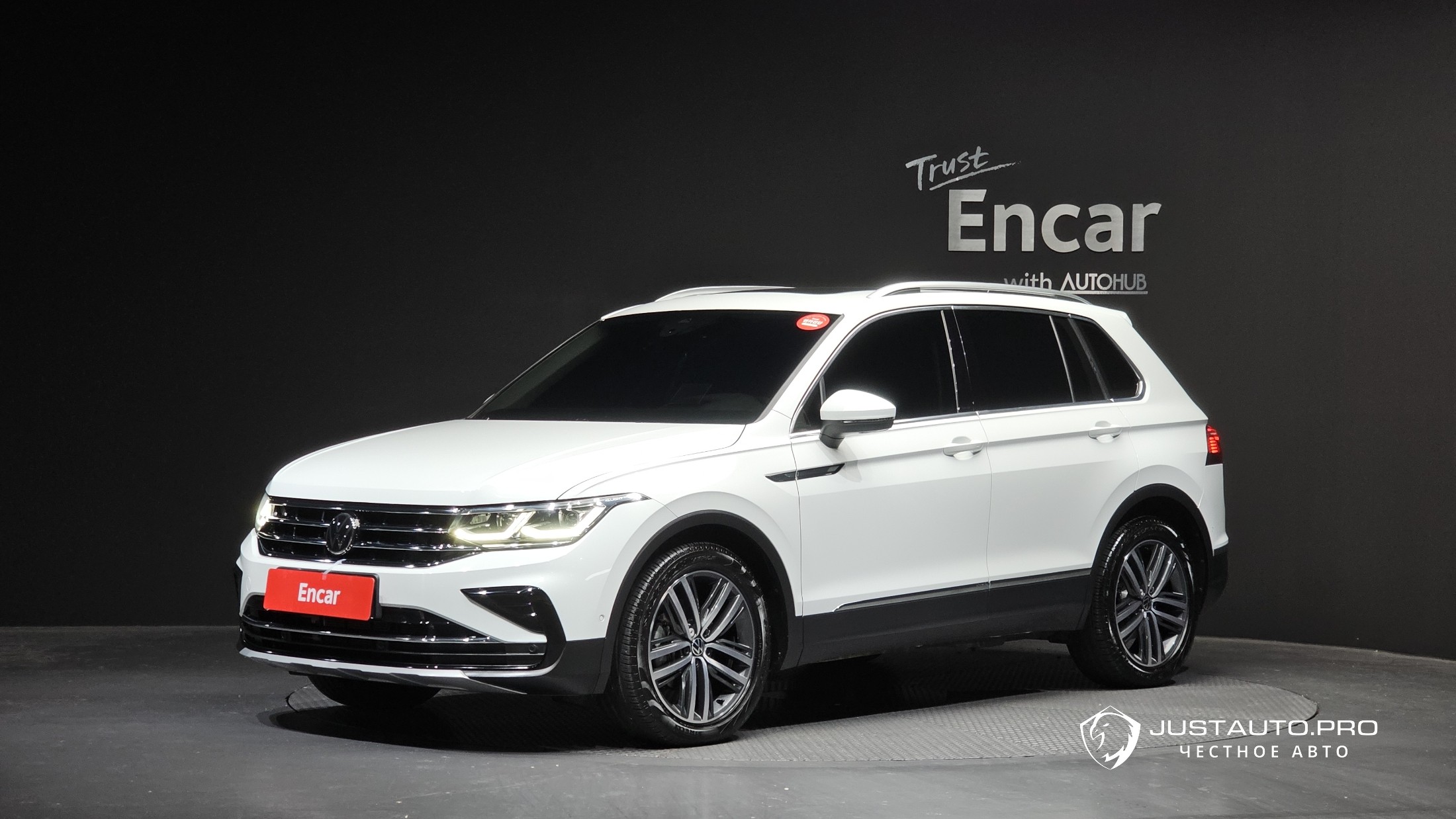Автомобиль Volkswagen Tiguan
