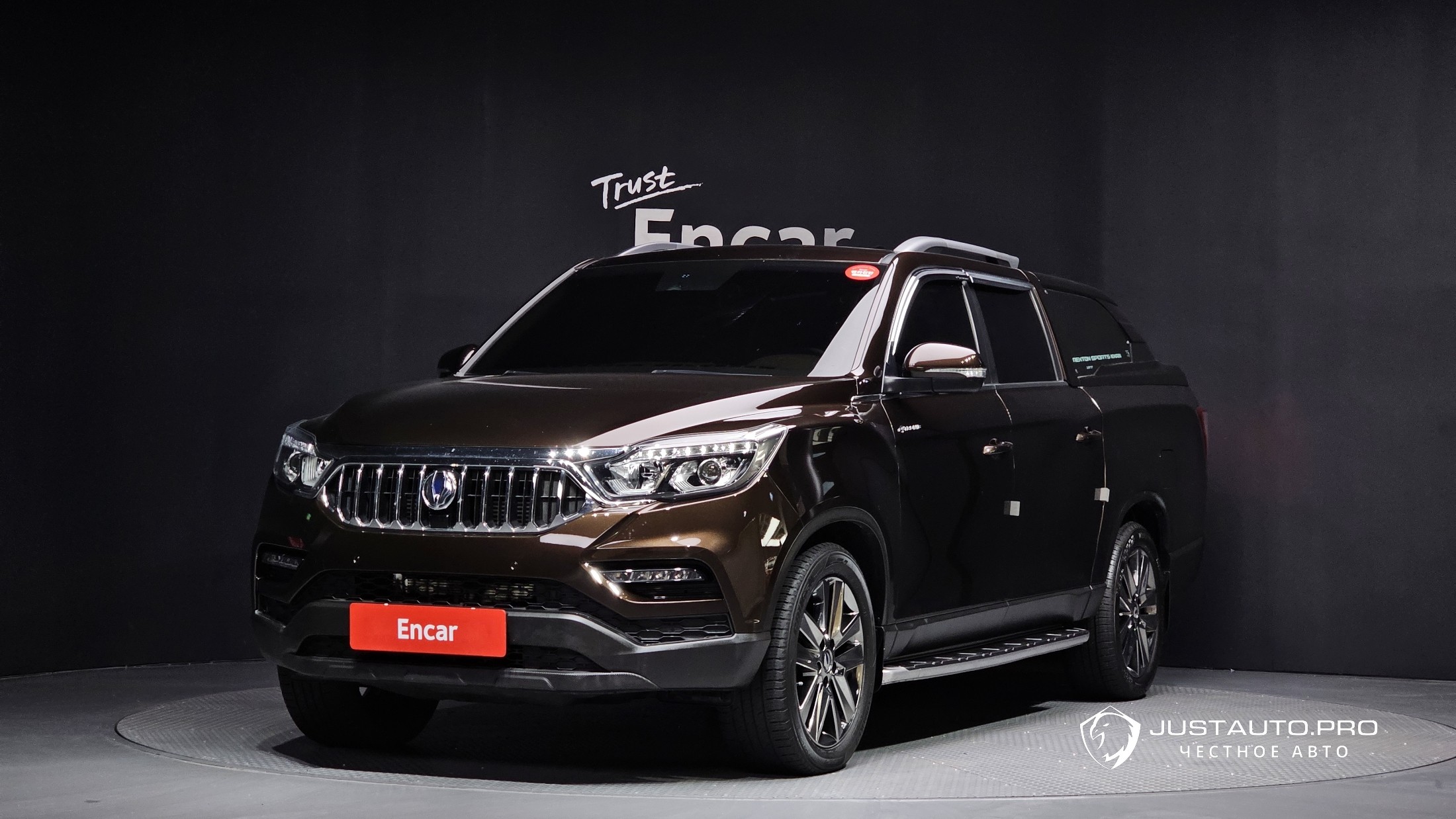 Автомобиль KG_Mobility_Ssangyong Rexton