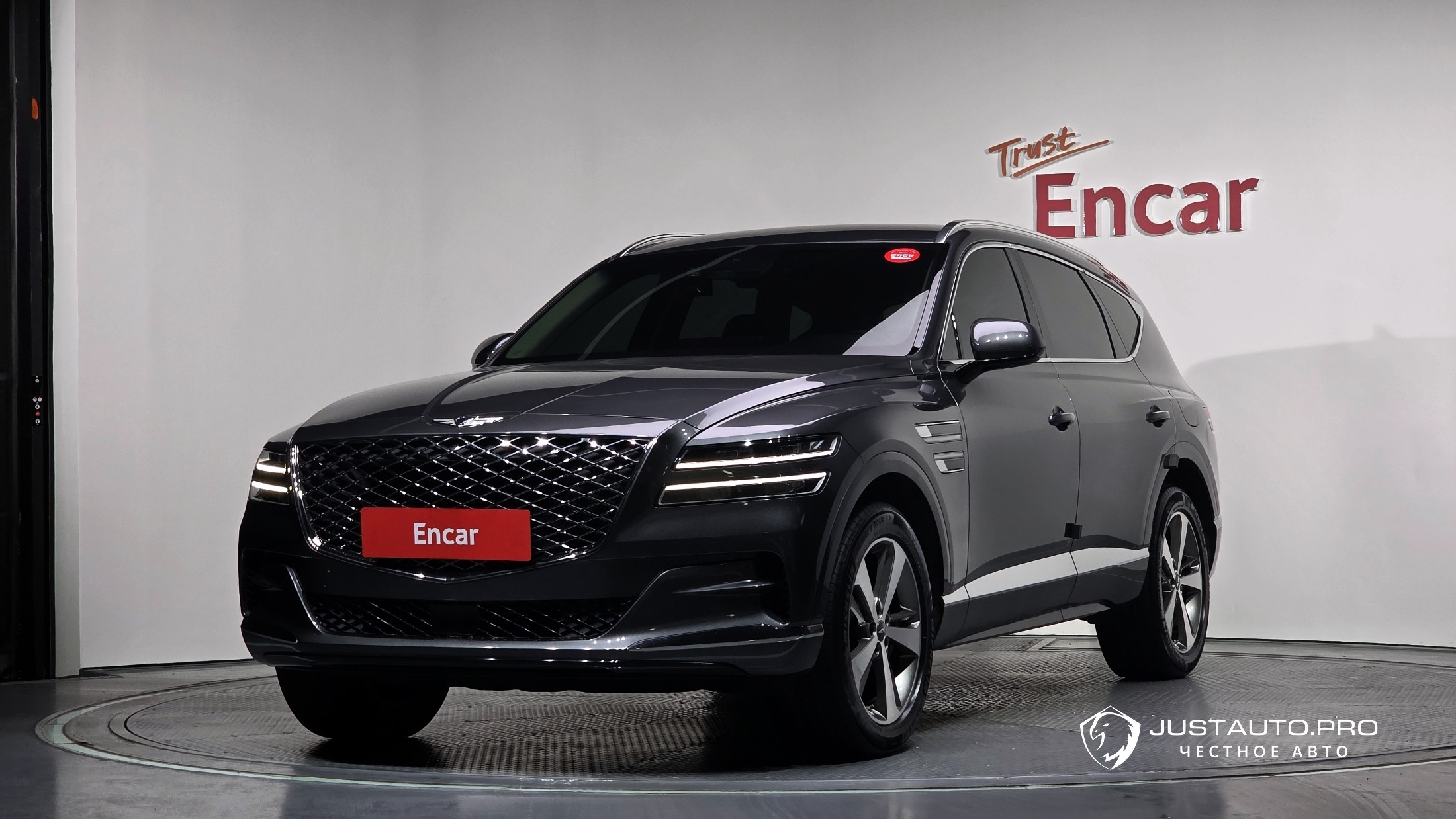 Автомобиль Genesis GV80