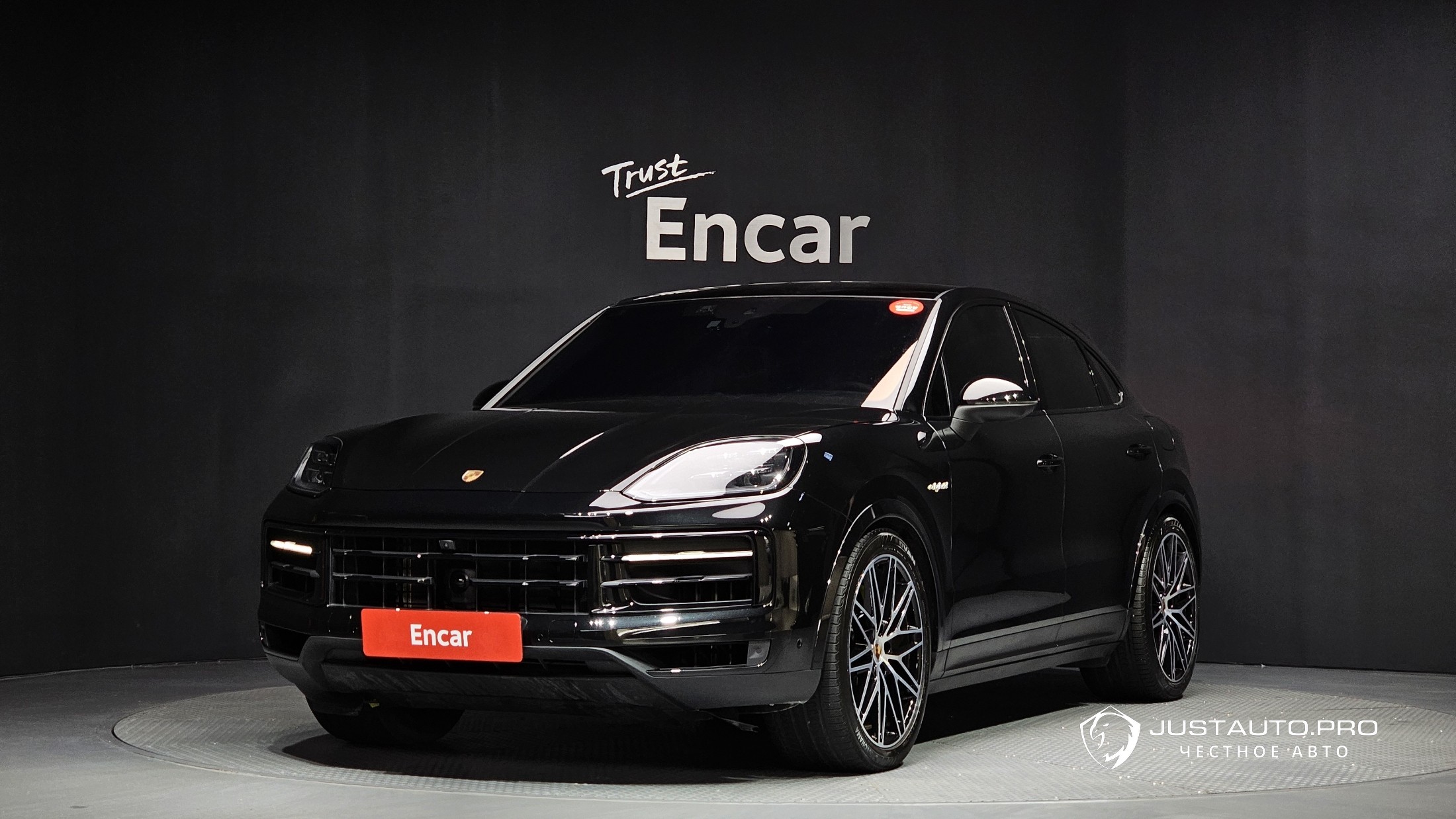 Автомобиль Porsche Cayenne