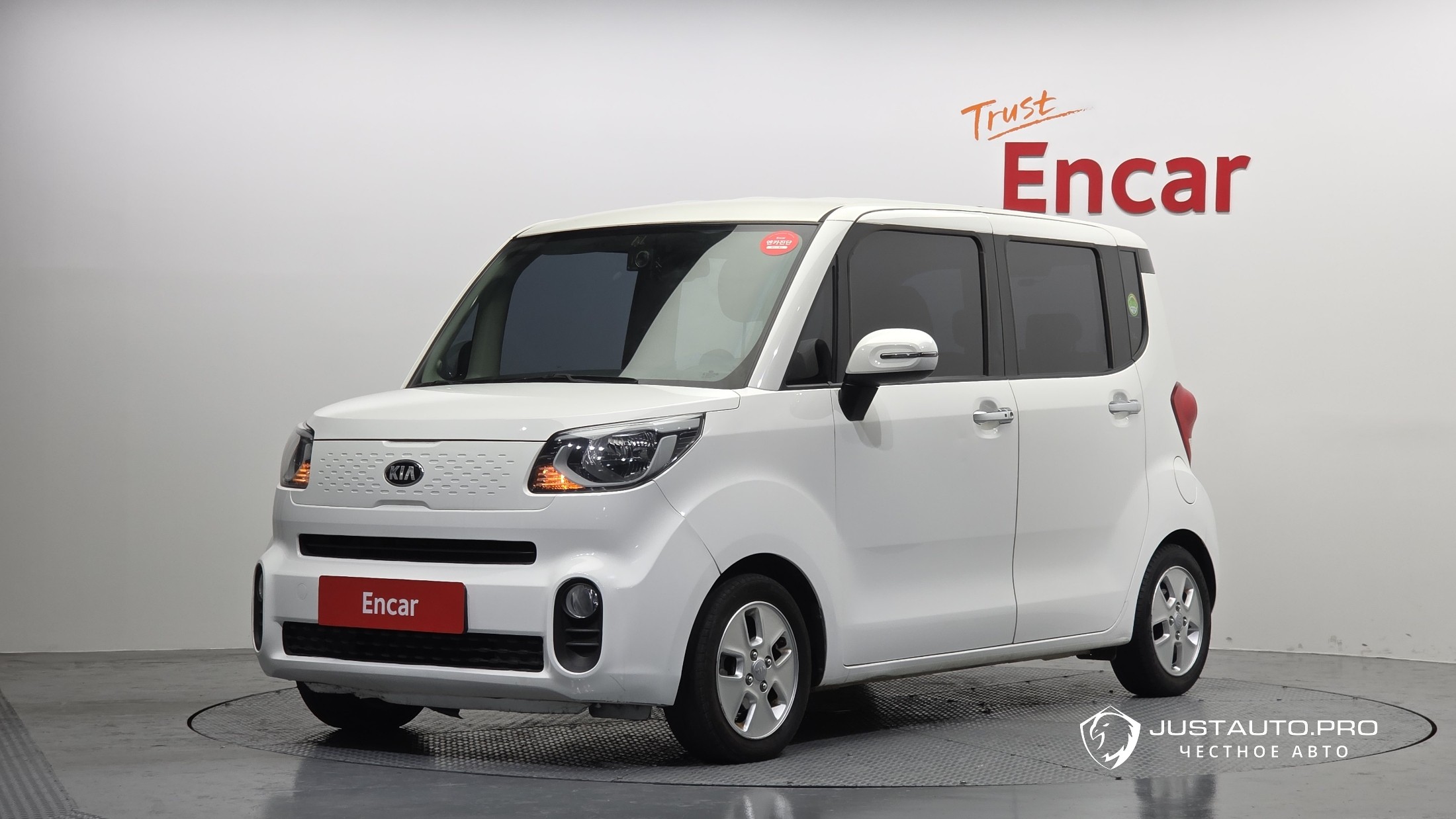Автомобиль Kia RAY