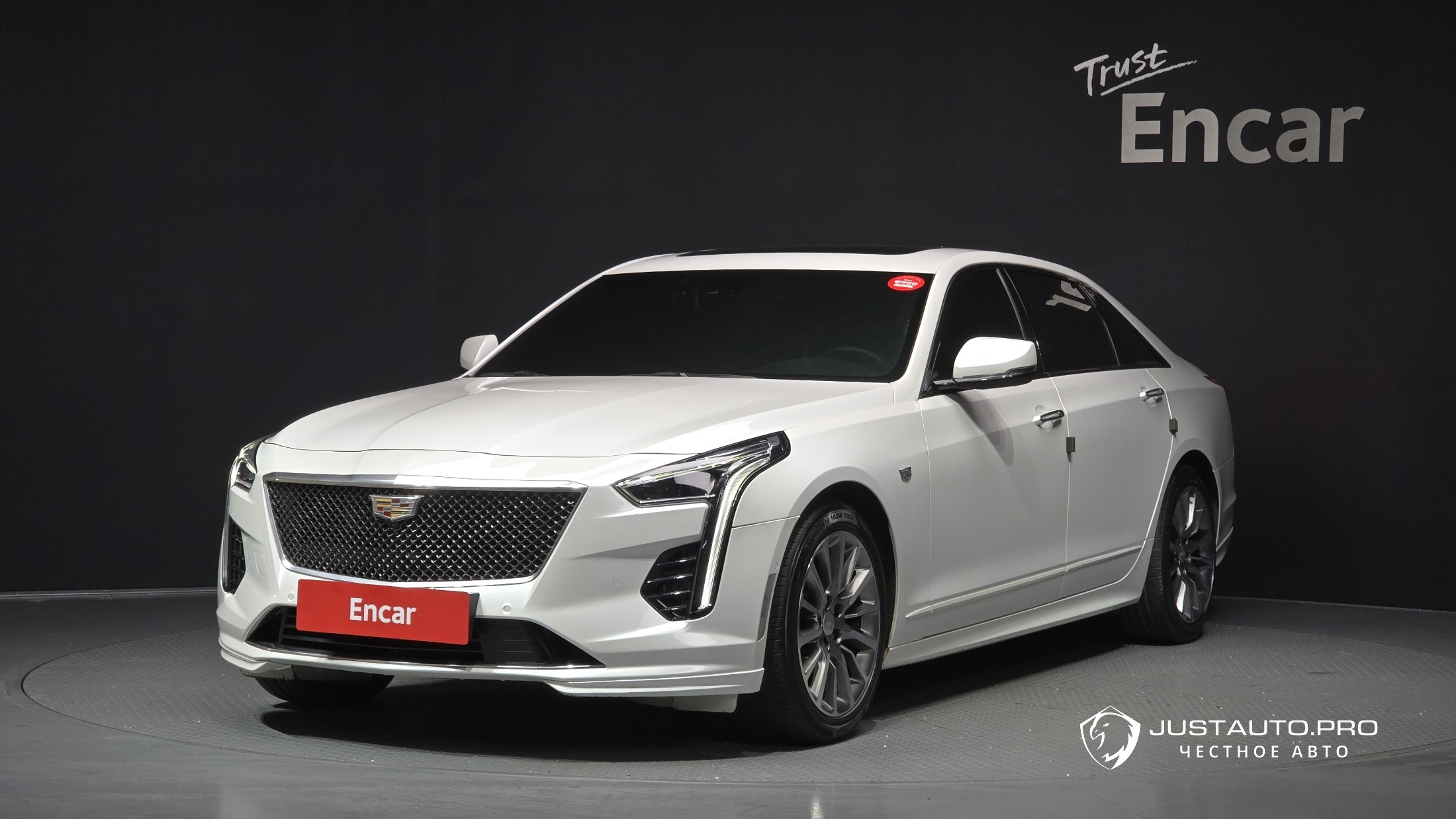 Автомобиль Cadillac CT6
