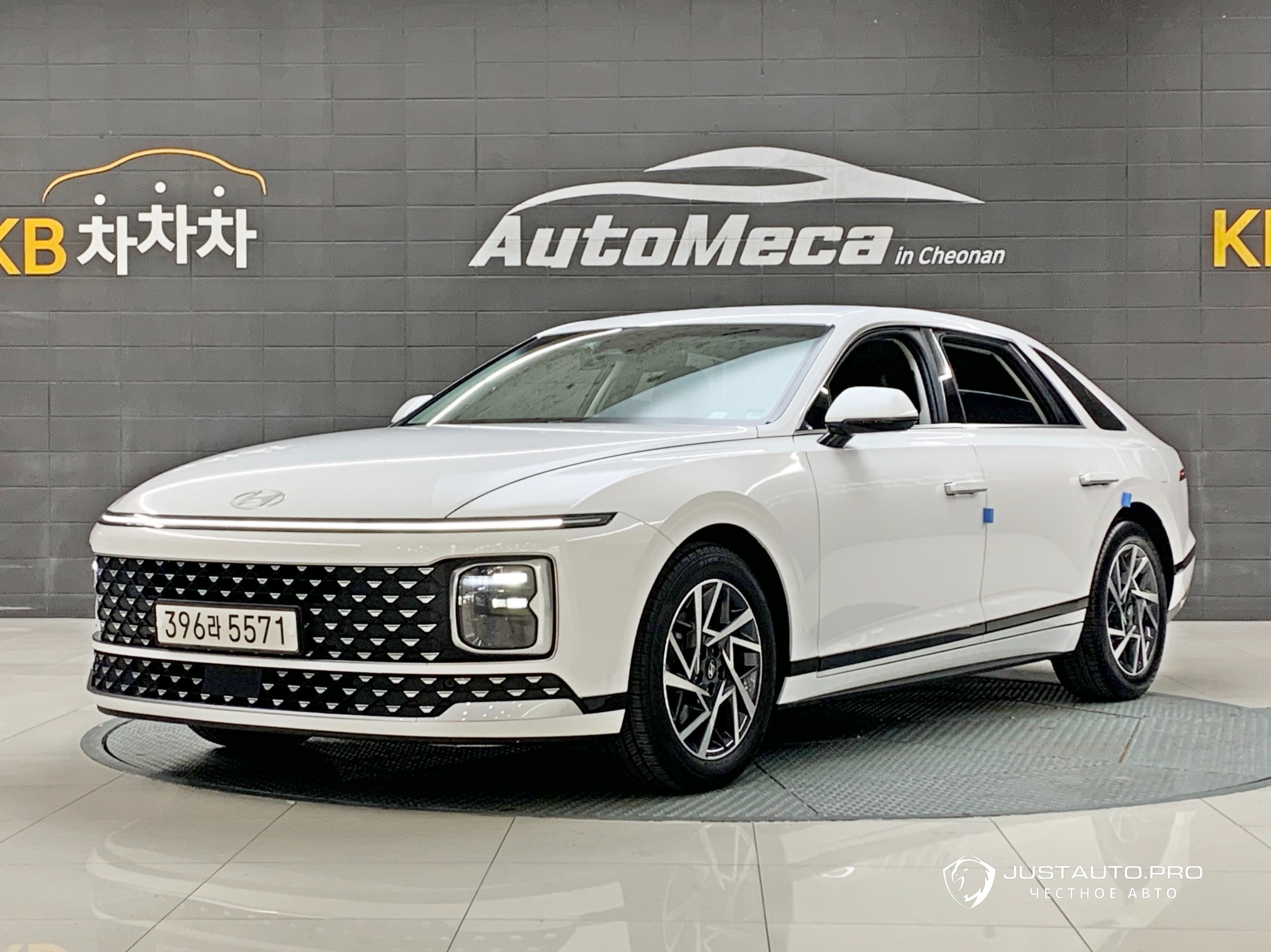 Автомобиль Hyundai Grandeur