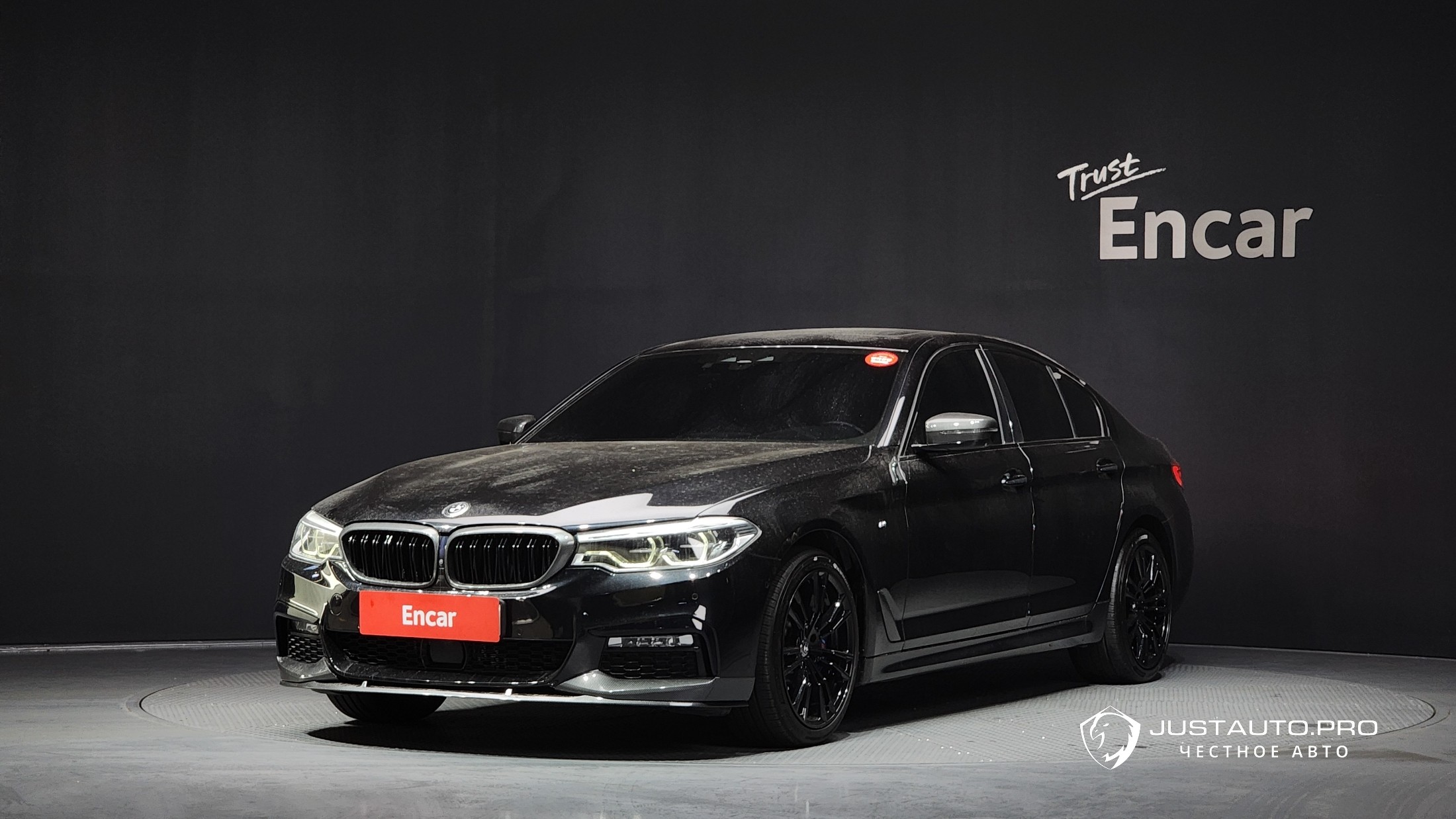 Автомобиль BMW 5-Series