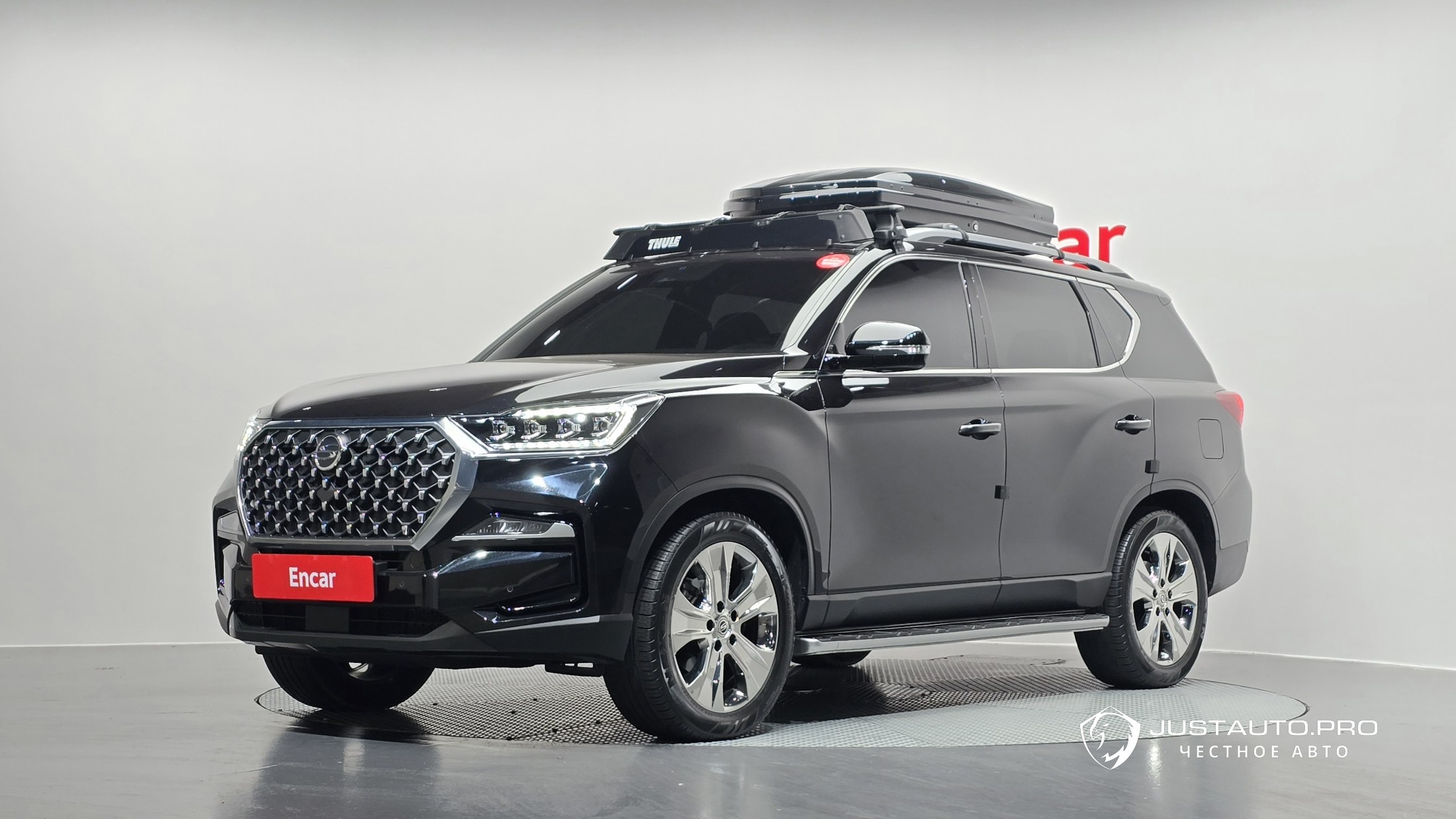 Автомобиль KG_Mobility_Ssangyong Rexton