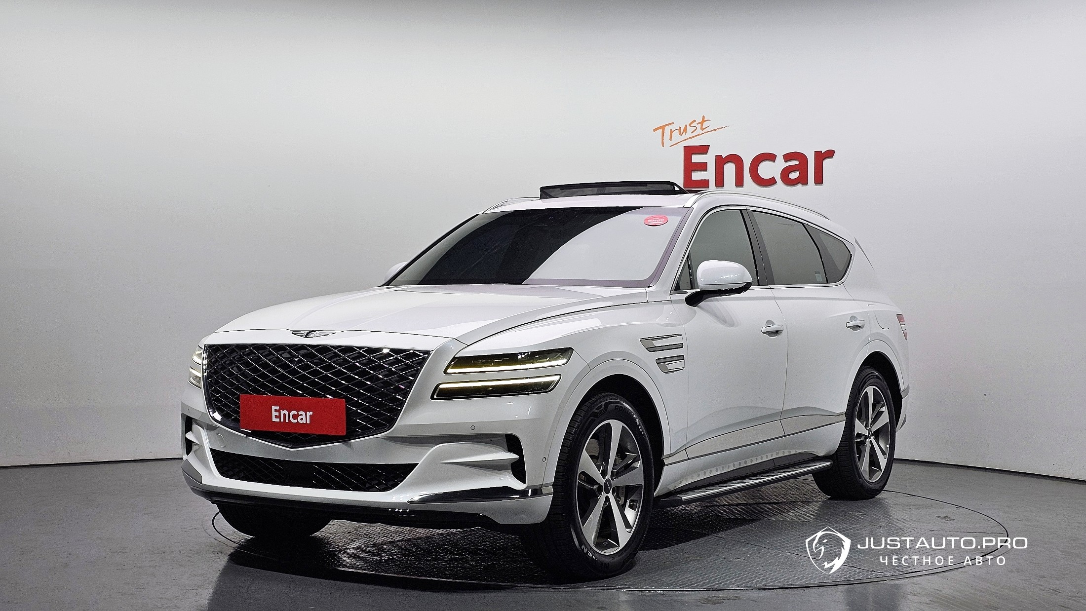 Автомобиль Genesis GV80