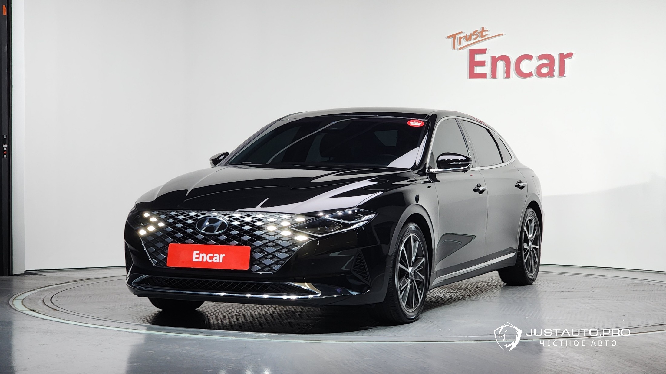 Автомобиль Hyundai Grandeur