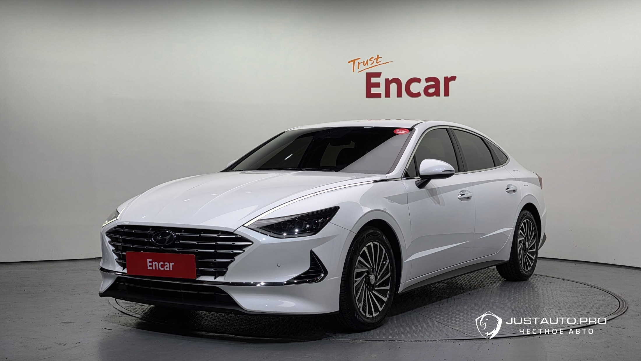 Автомобиль Hyundai Sonata