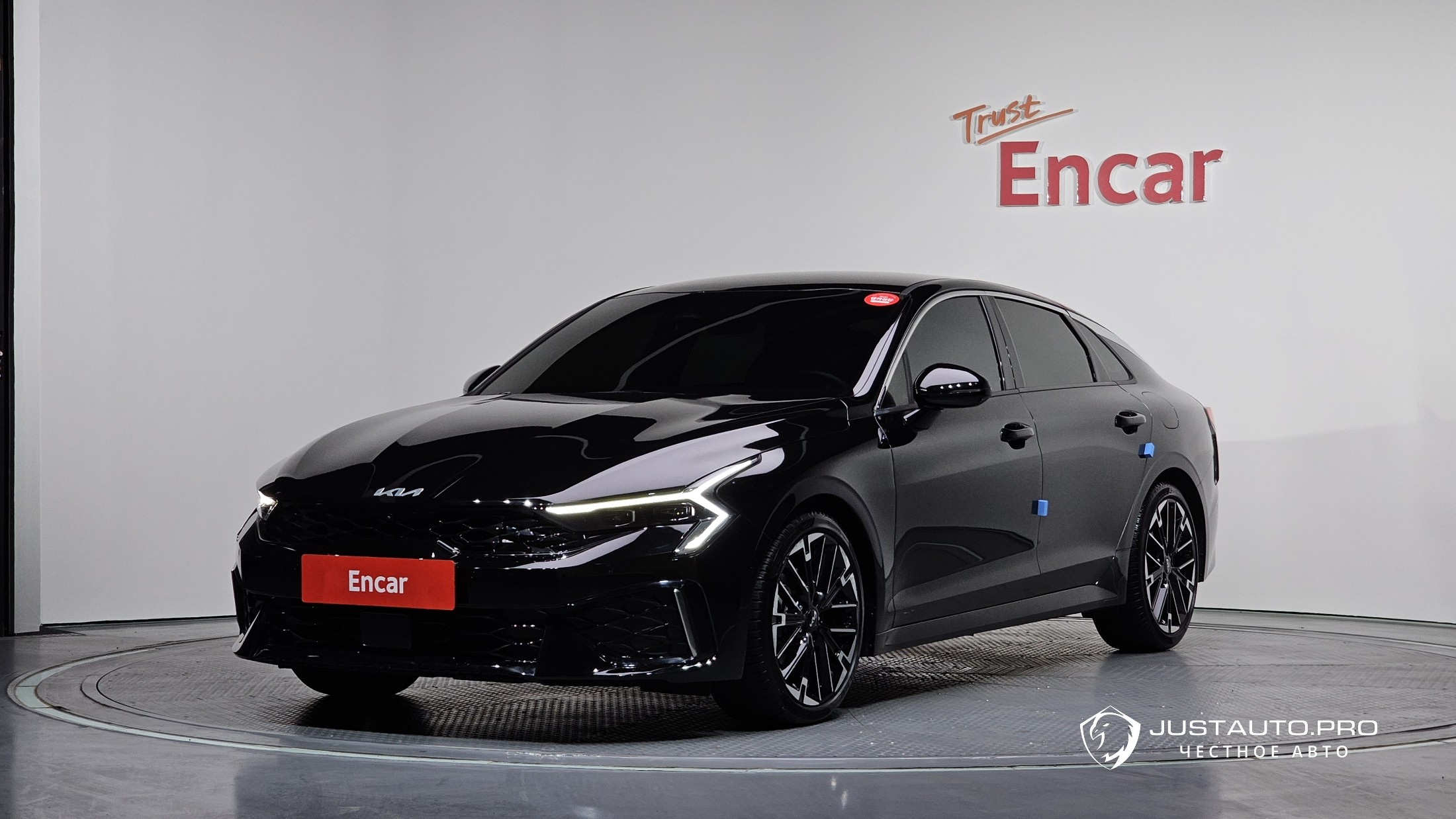 Автомобиль Kia K5