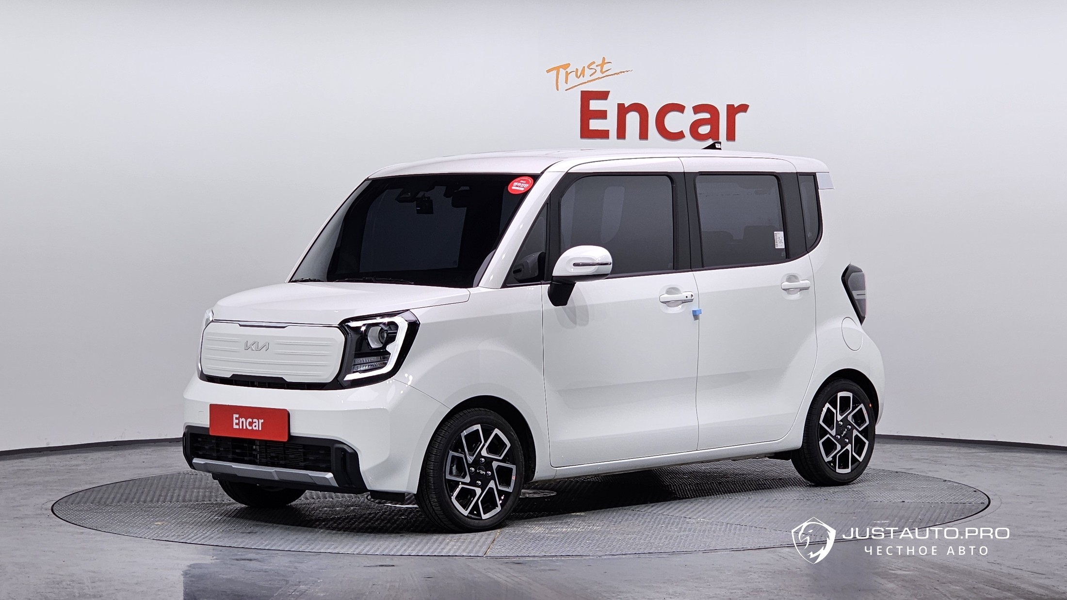 Автомобиль Kia RAY