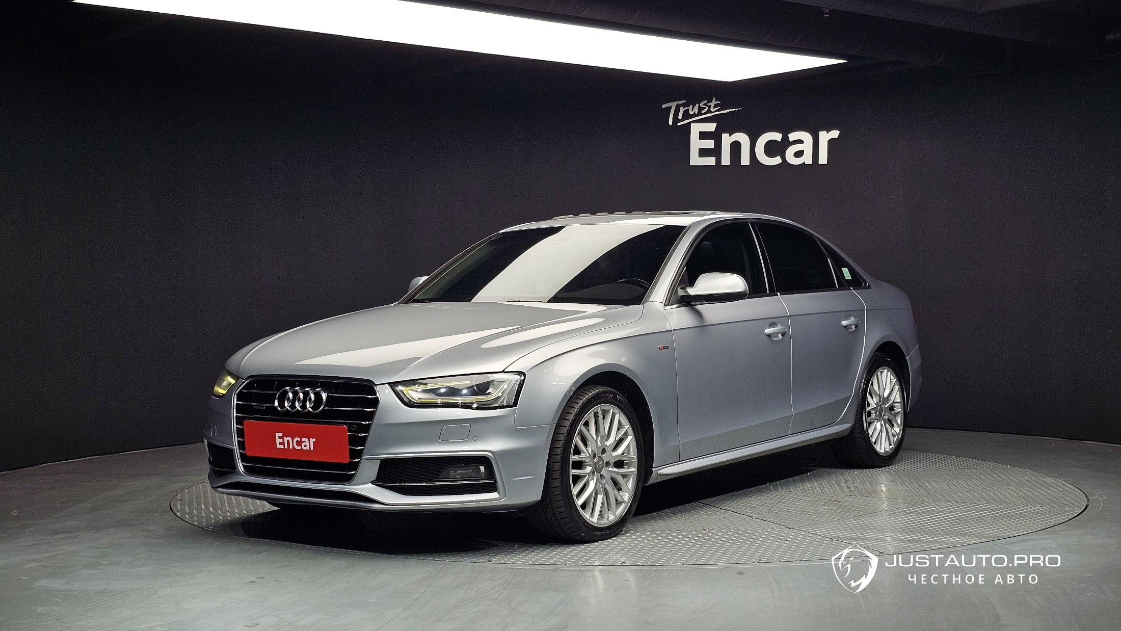 Автомобиль Audi A4