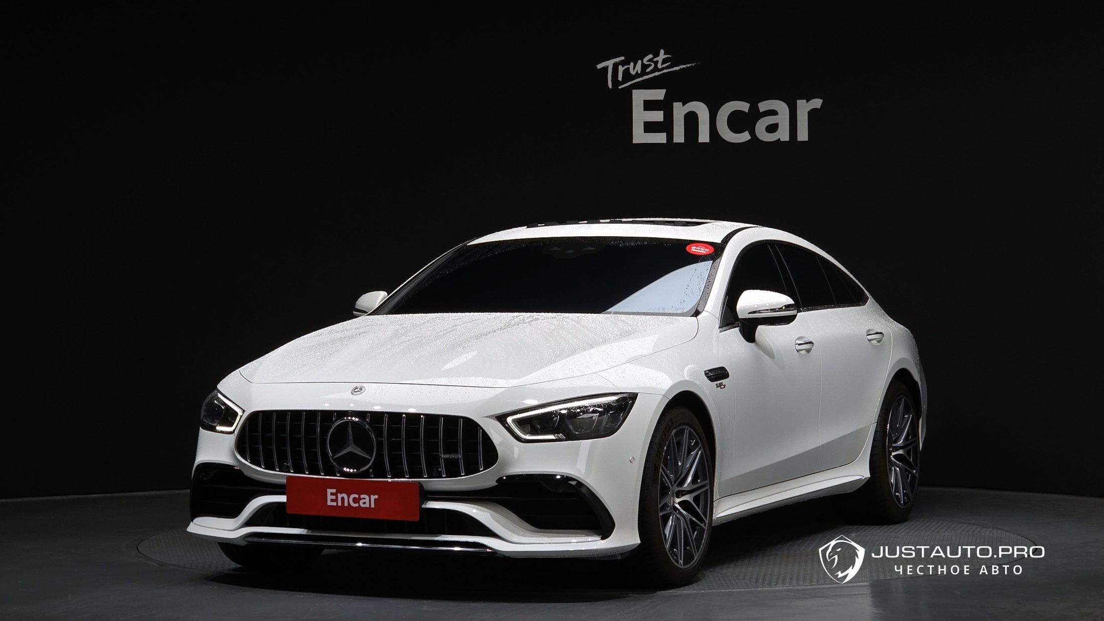 Автомобиль Mercedes-Benz AMG GT