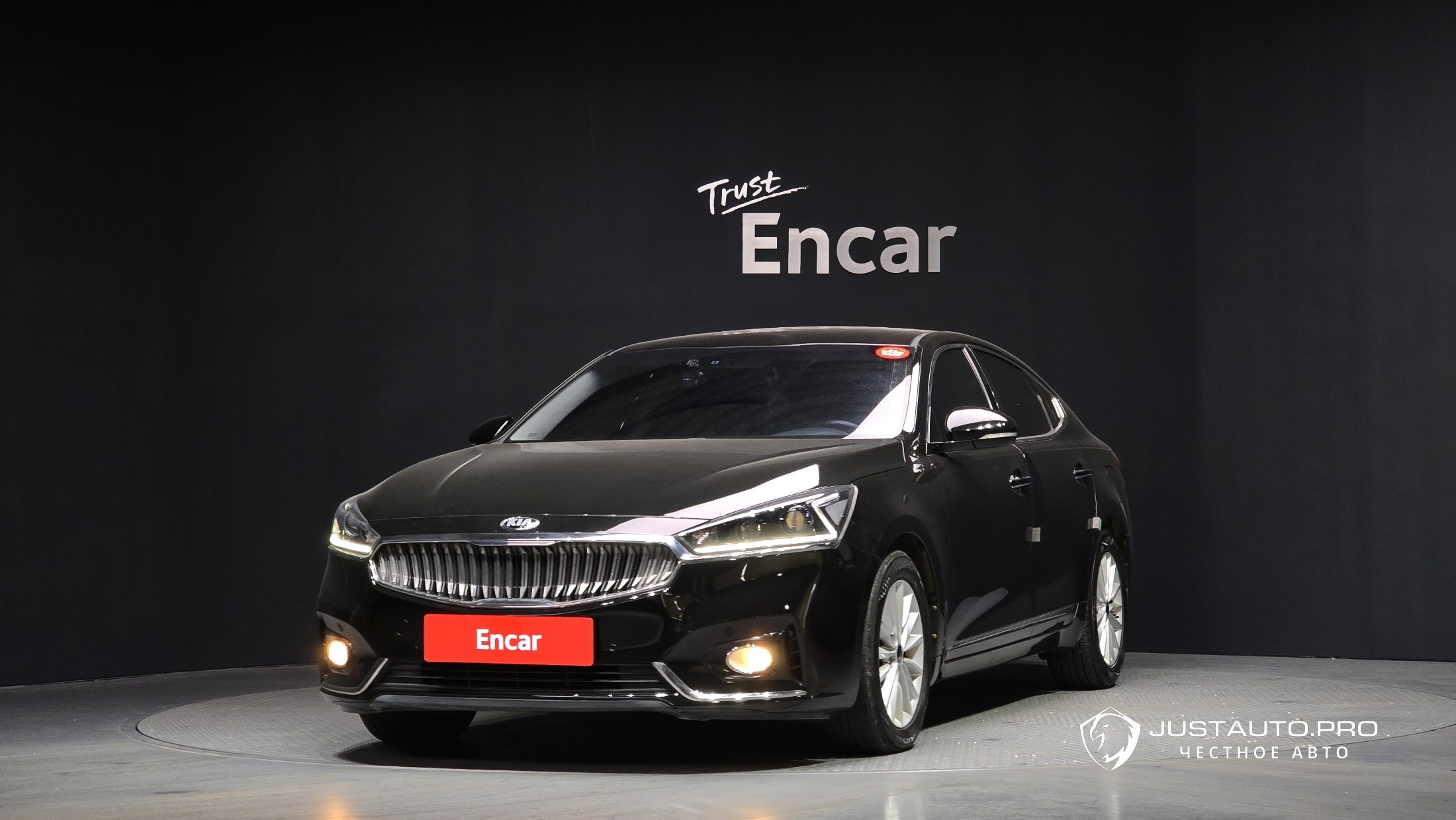 Автомобиль Kia K7