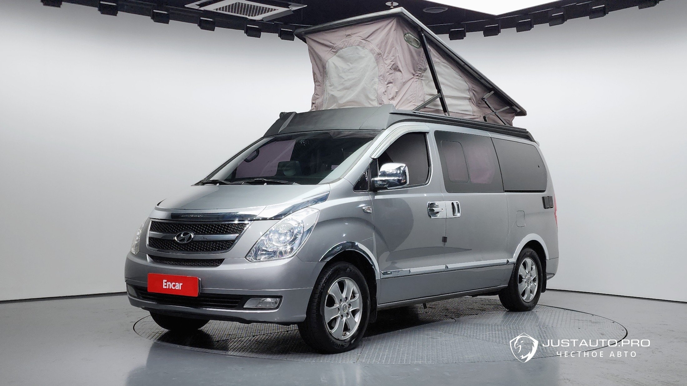Автомобиль Hyundai Starex