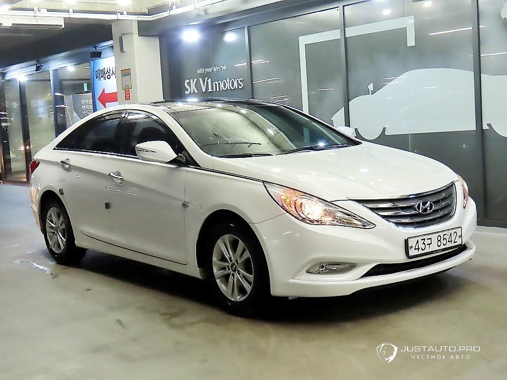 Автомобиль Hyundai Sonata