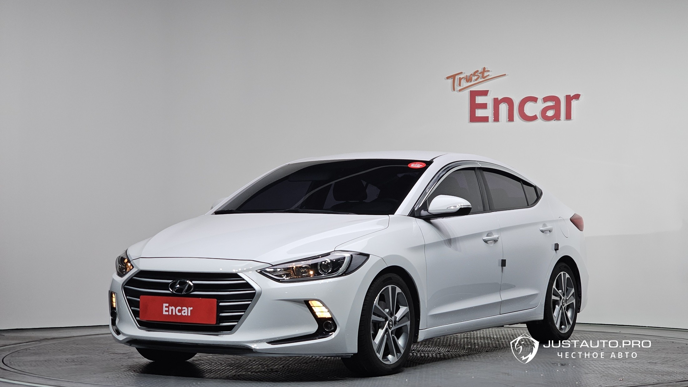 Автомобиль Hyundai AVANTE