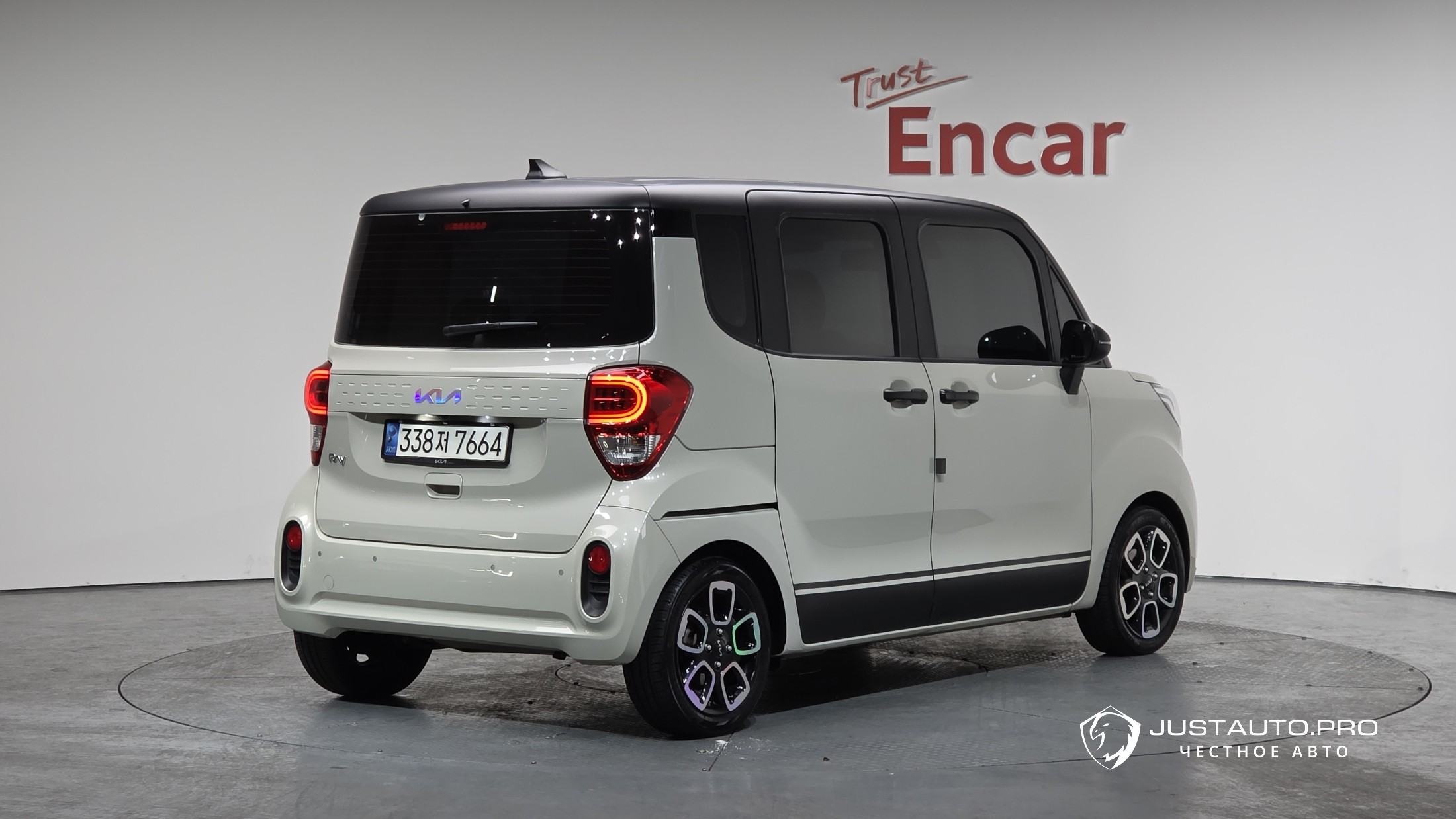 Автомобиль Kia RAY