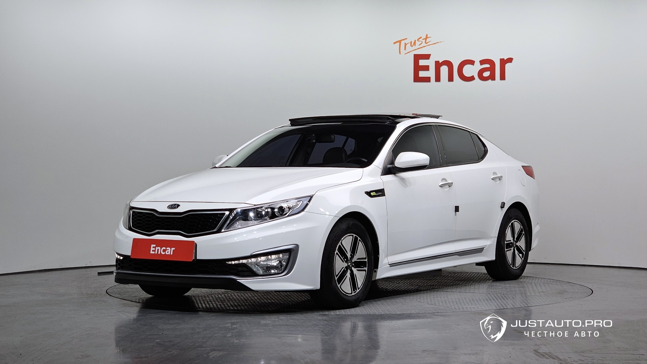 Автомобиль Kia K5