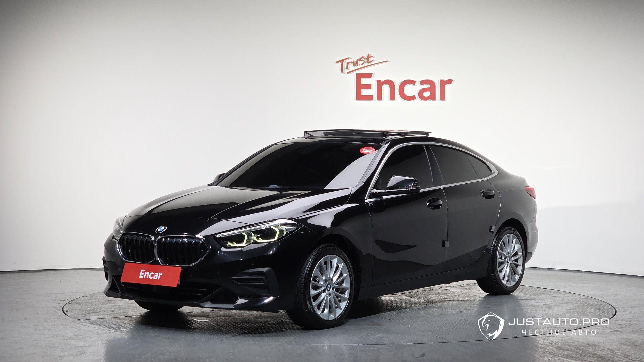 Автомобиль BMW 2-Series