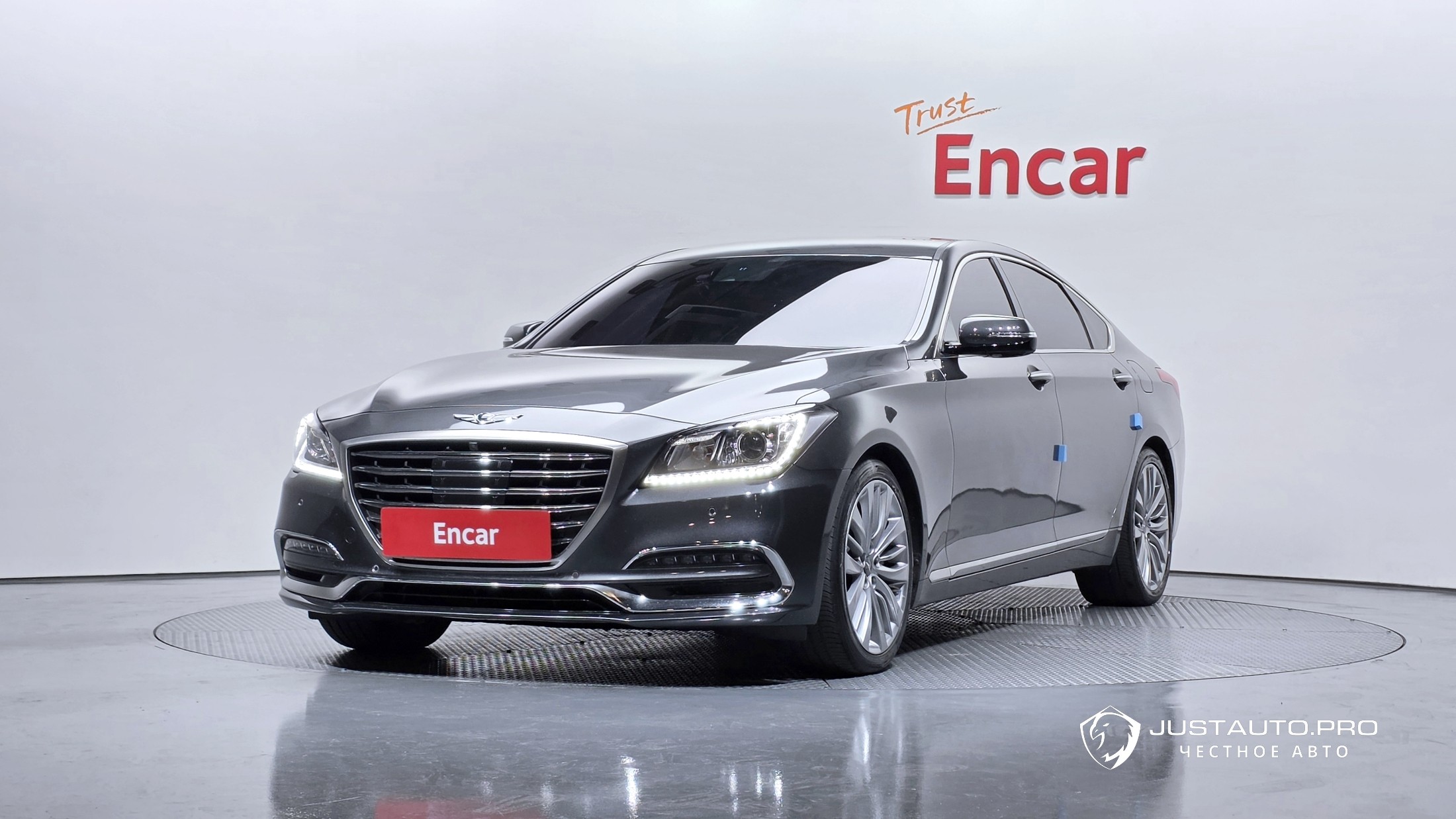 Автомобиль Genesis G80