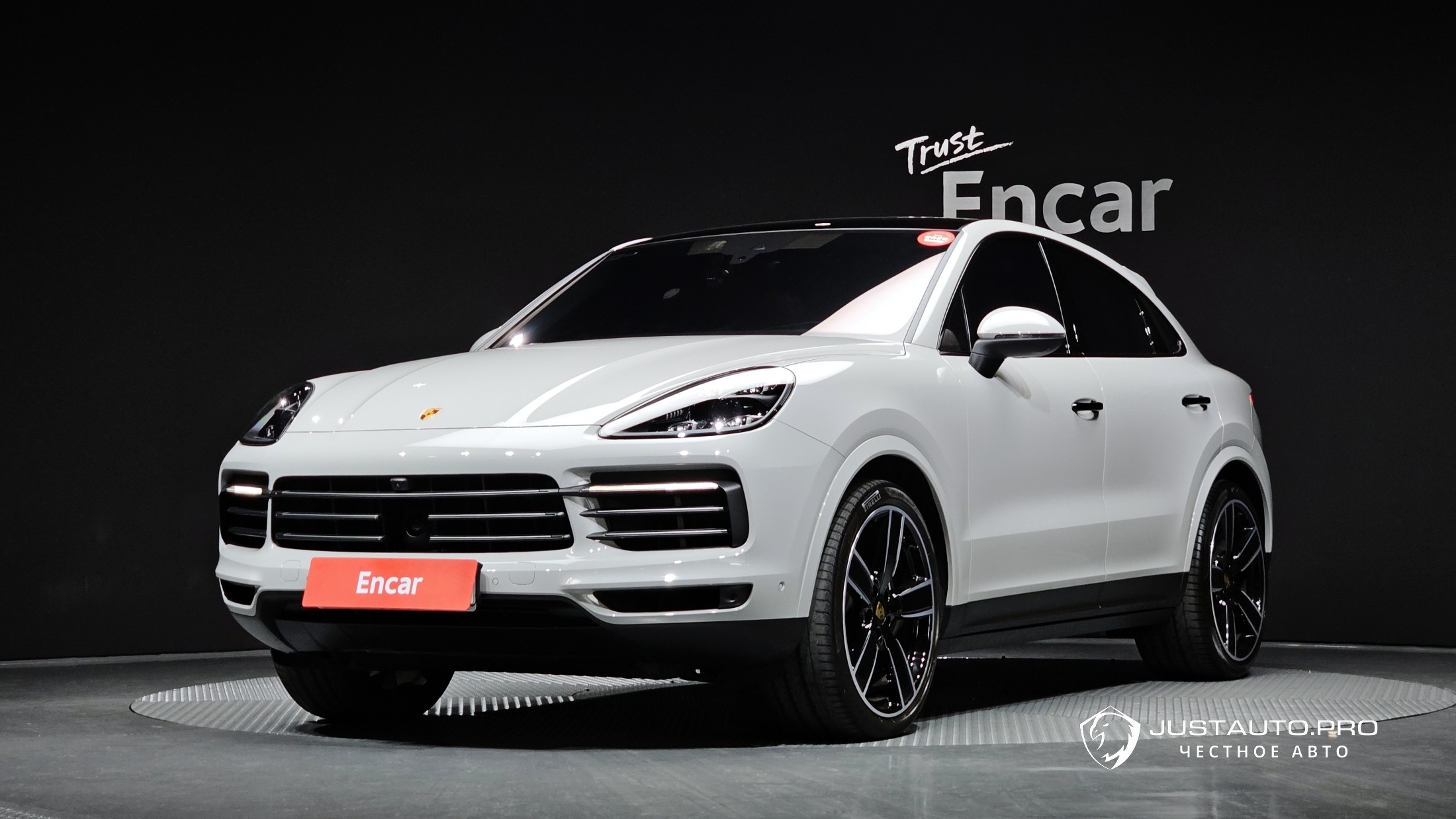 Автомобиль Porsche Cayenne