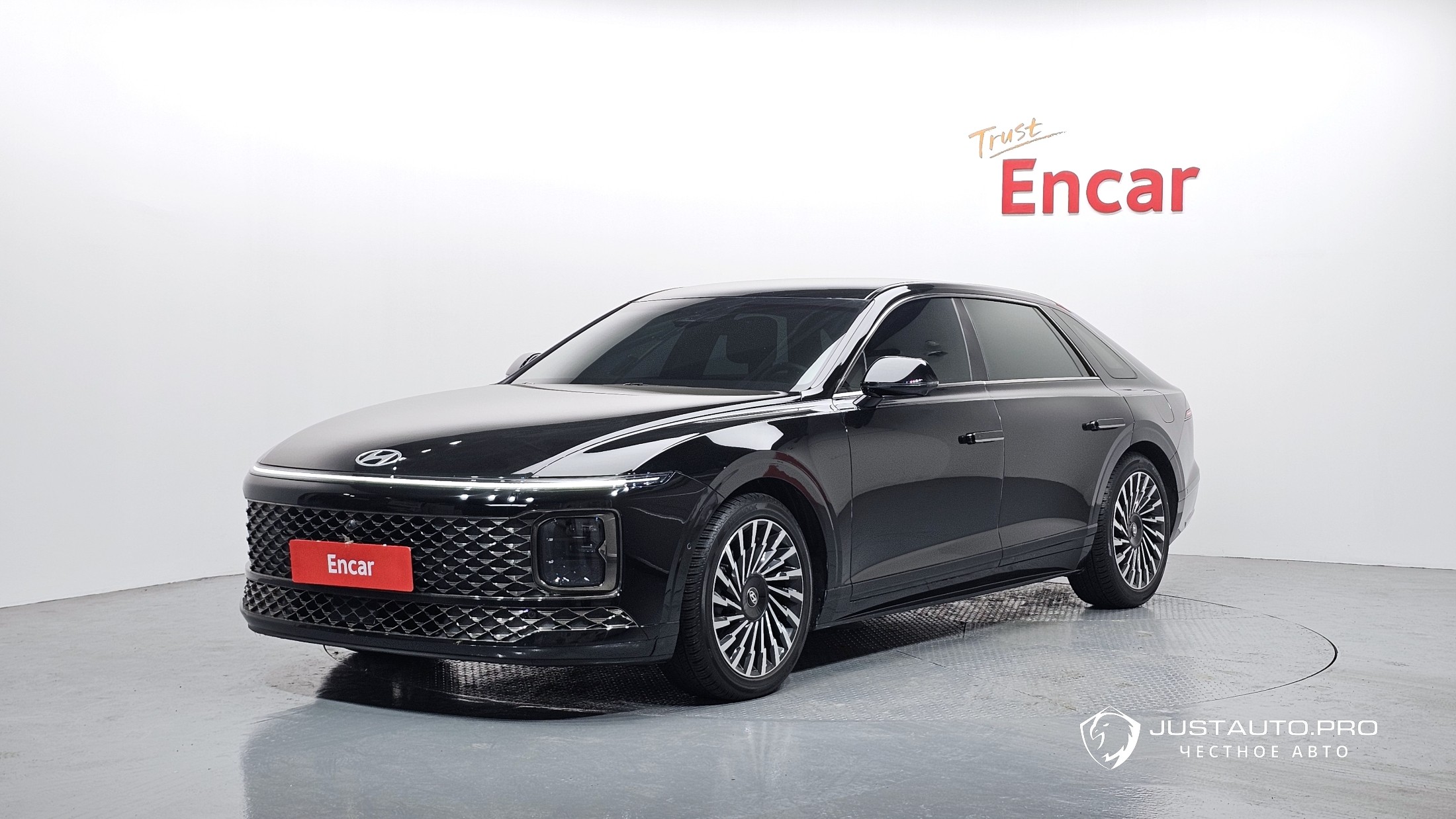 Автомобиль Hyundai Grandeur