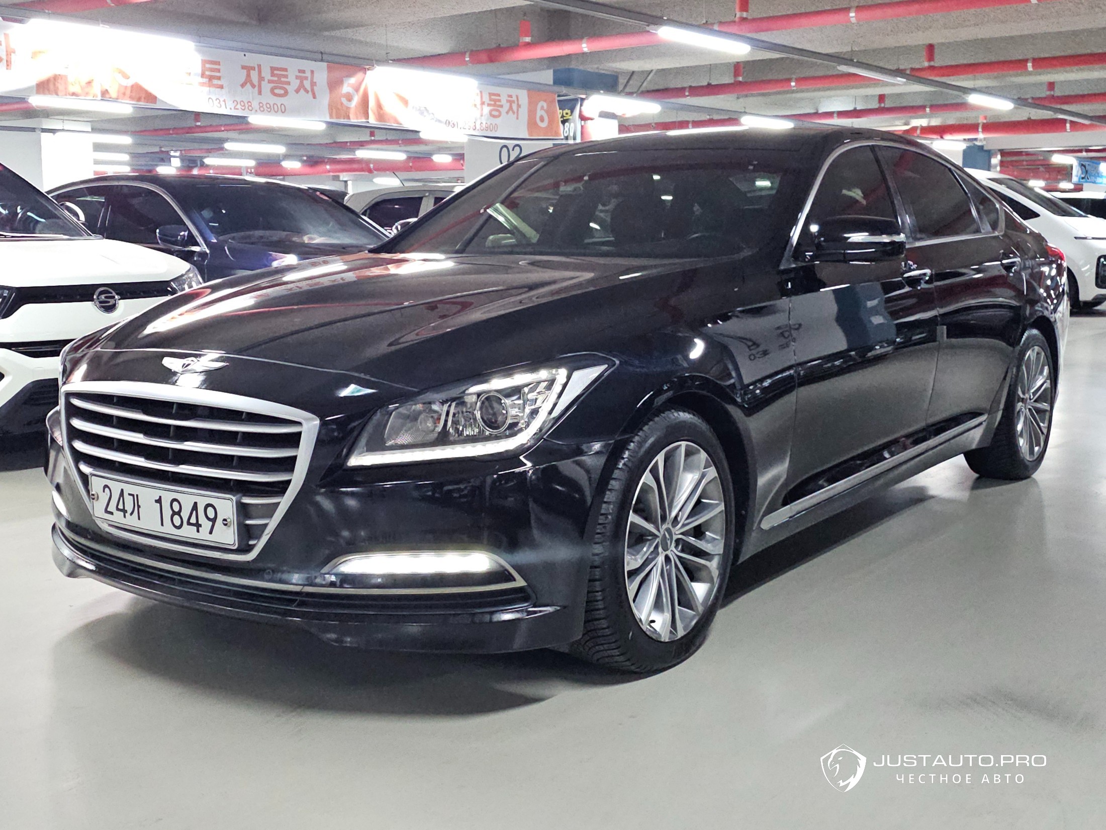 Автомобиль Hyundai Genesis