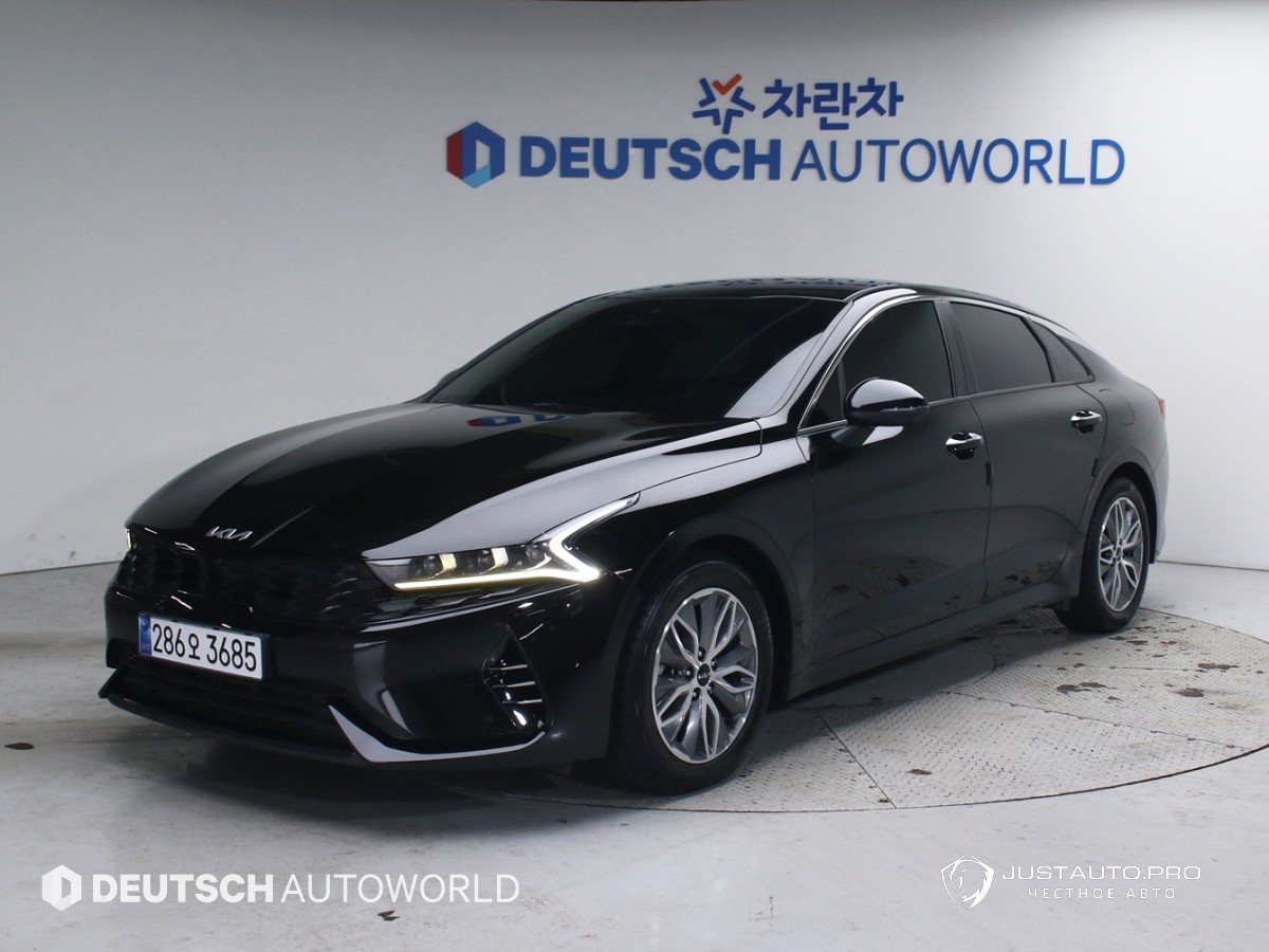 Автомобиль Kia K5