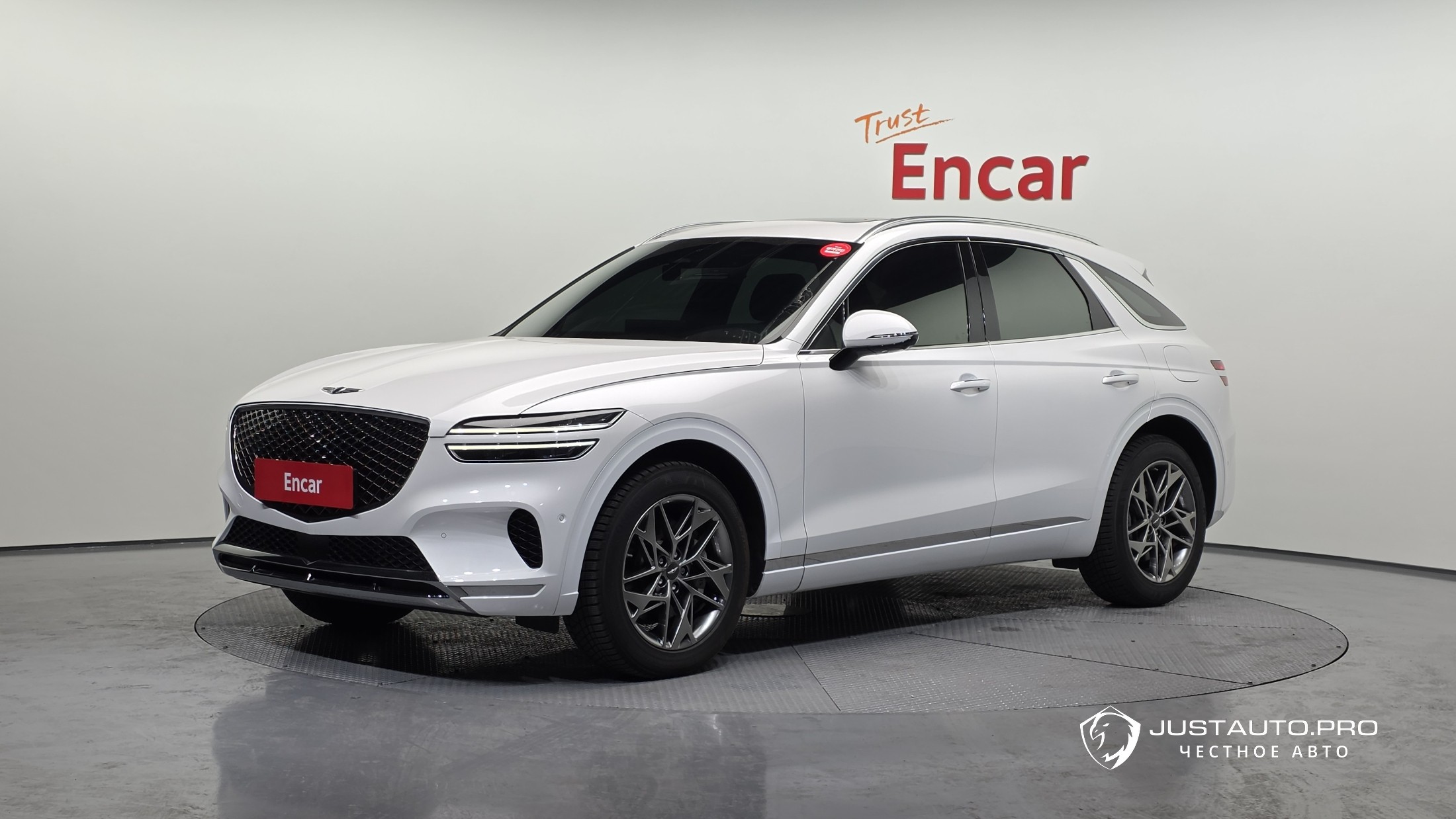 Автомобиль Genesis GV70