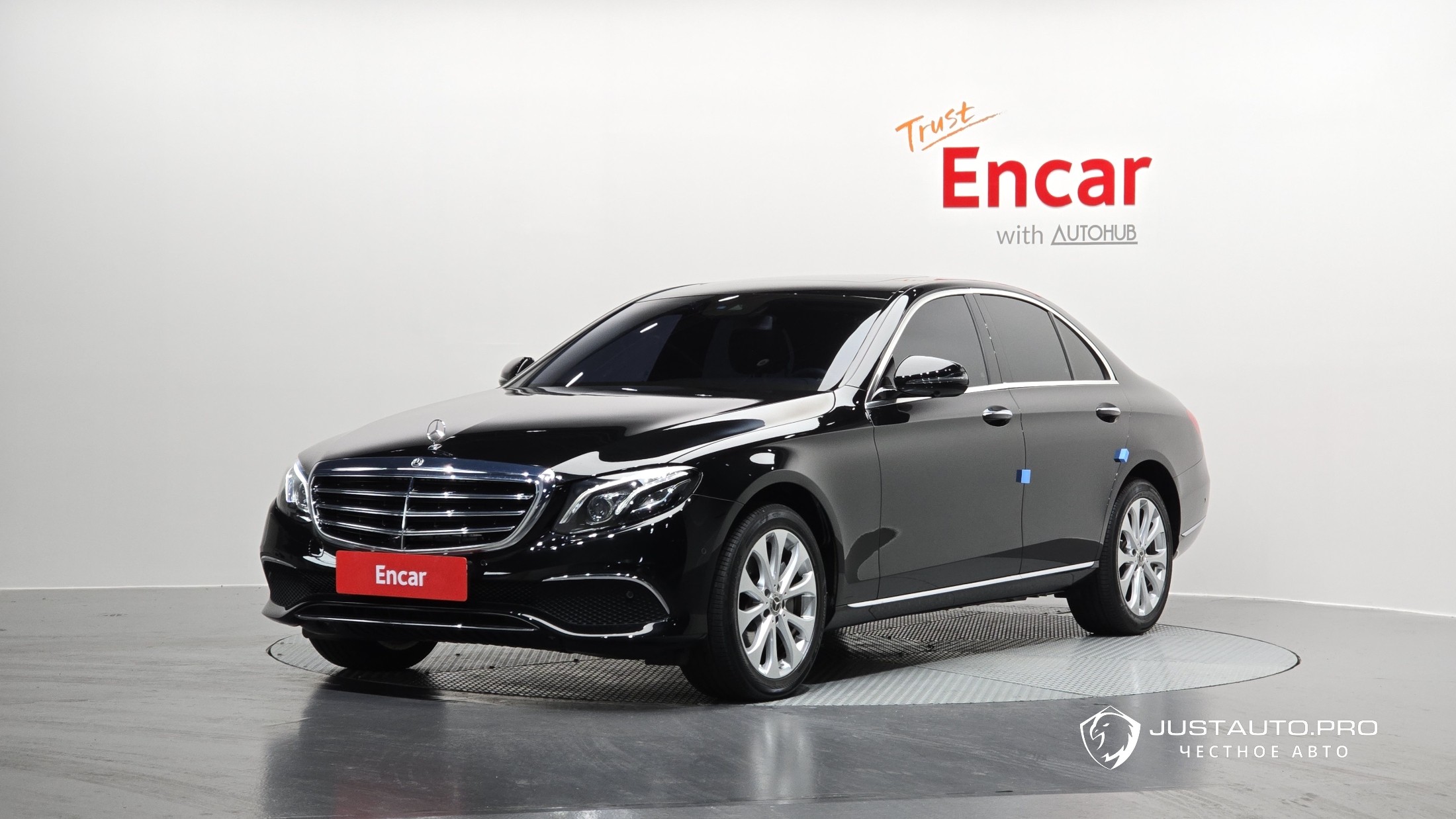 Автомобиль Mercedes-Benz E-Class