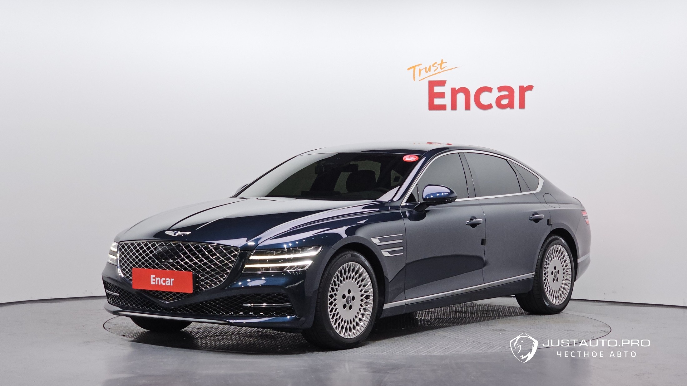 Автомобиль Genesis G80