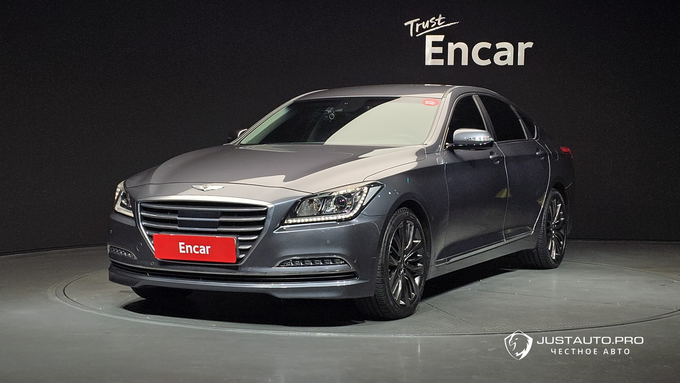 Автомобиль Hyundai Genesis