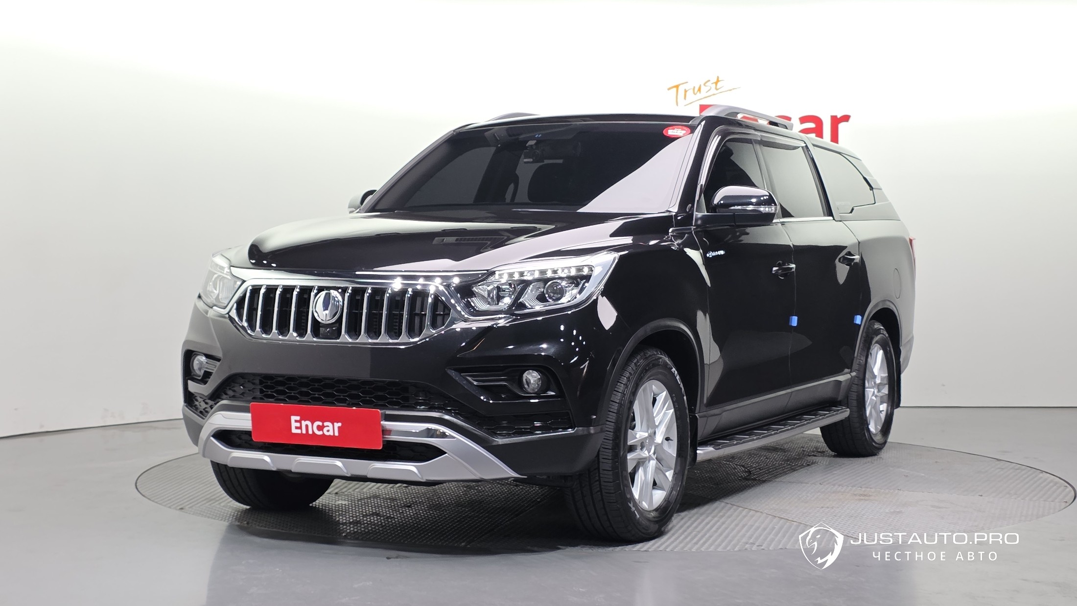 Автомобиль KG_Mobility_Ssangyong Rexton