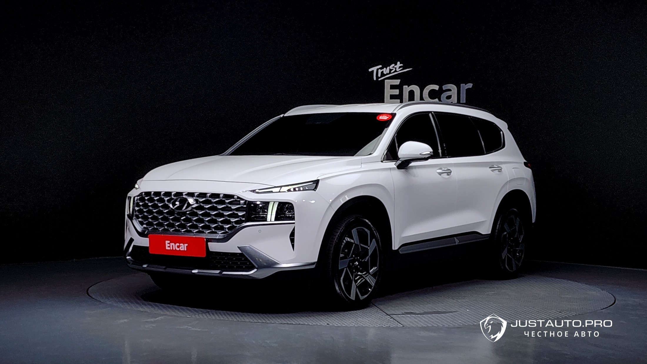 Автомобиль Hyundai Santafe