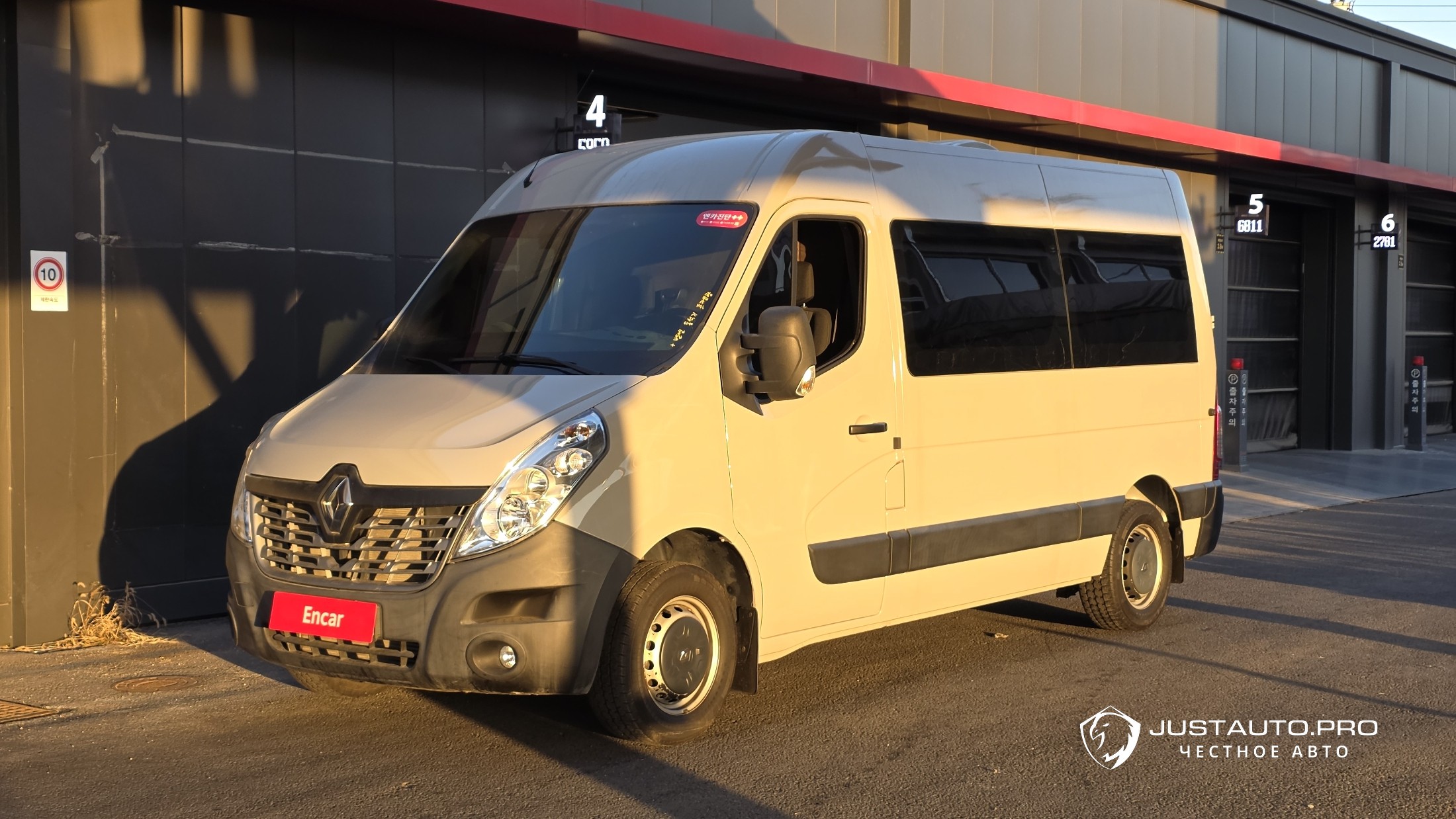 Автомобиль Renault-KoreaSamsung Master