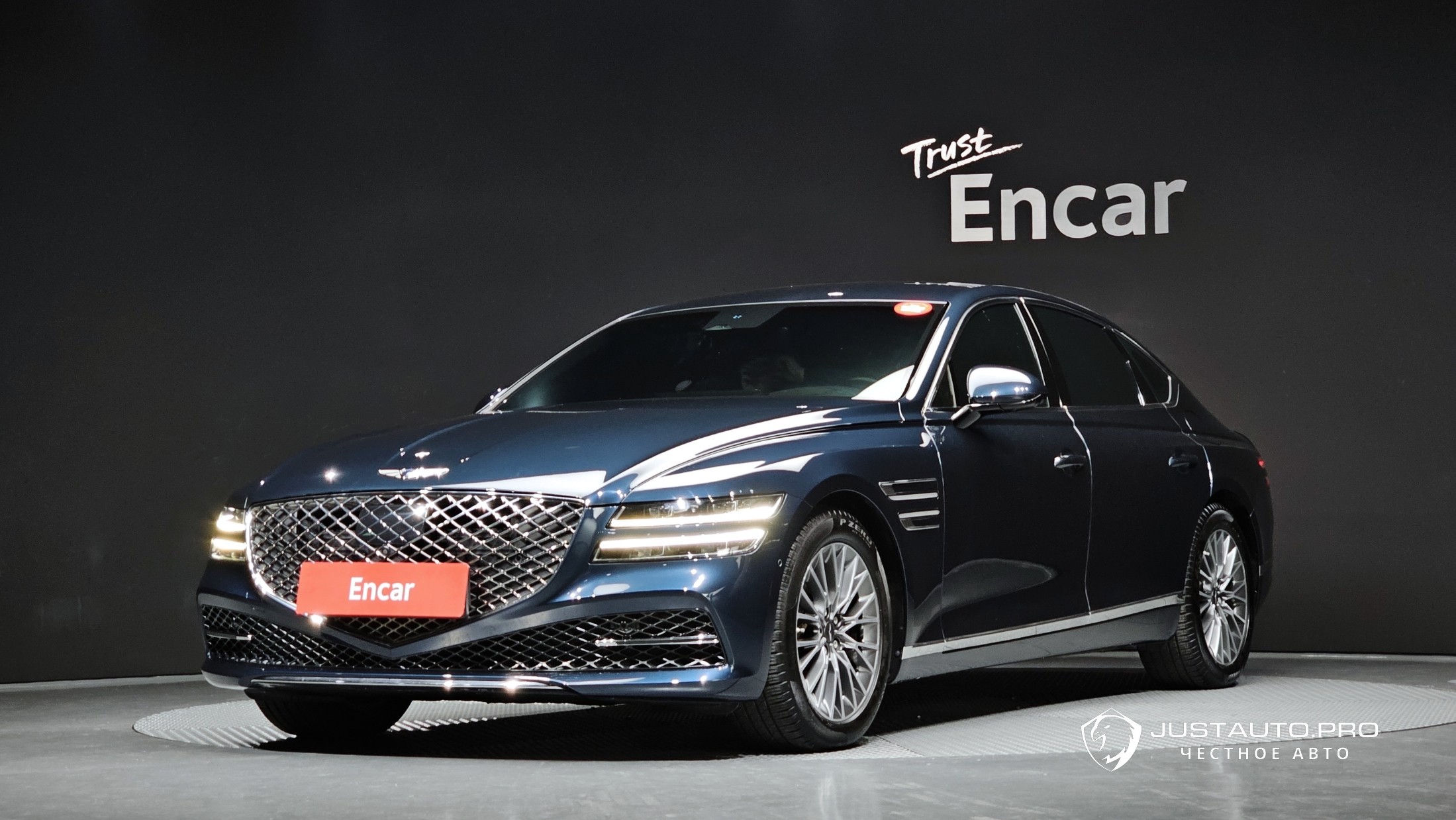 Автомобиль Genesis G80