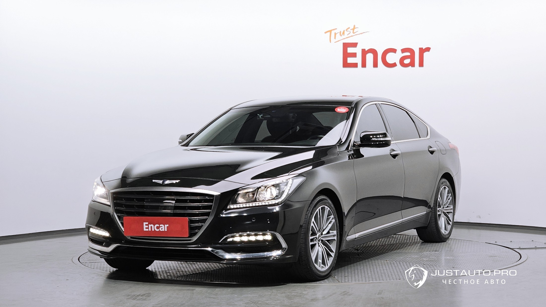 Автомобиль Genesis G80
