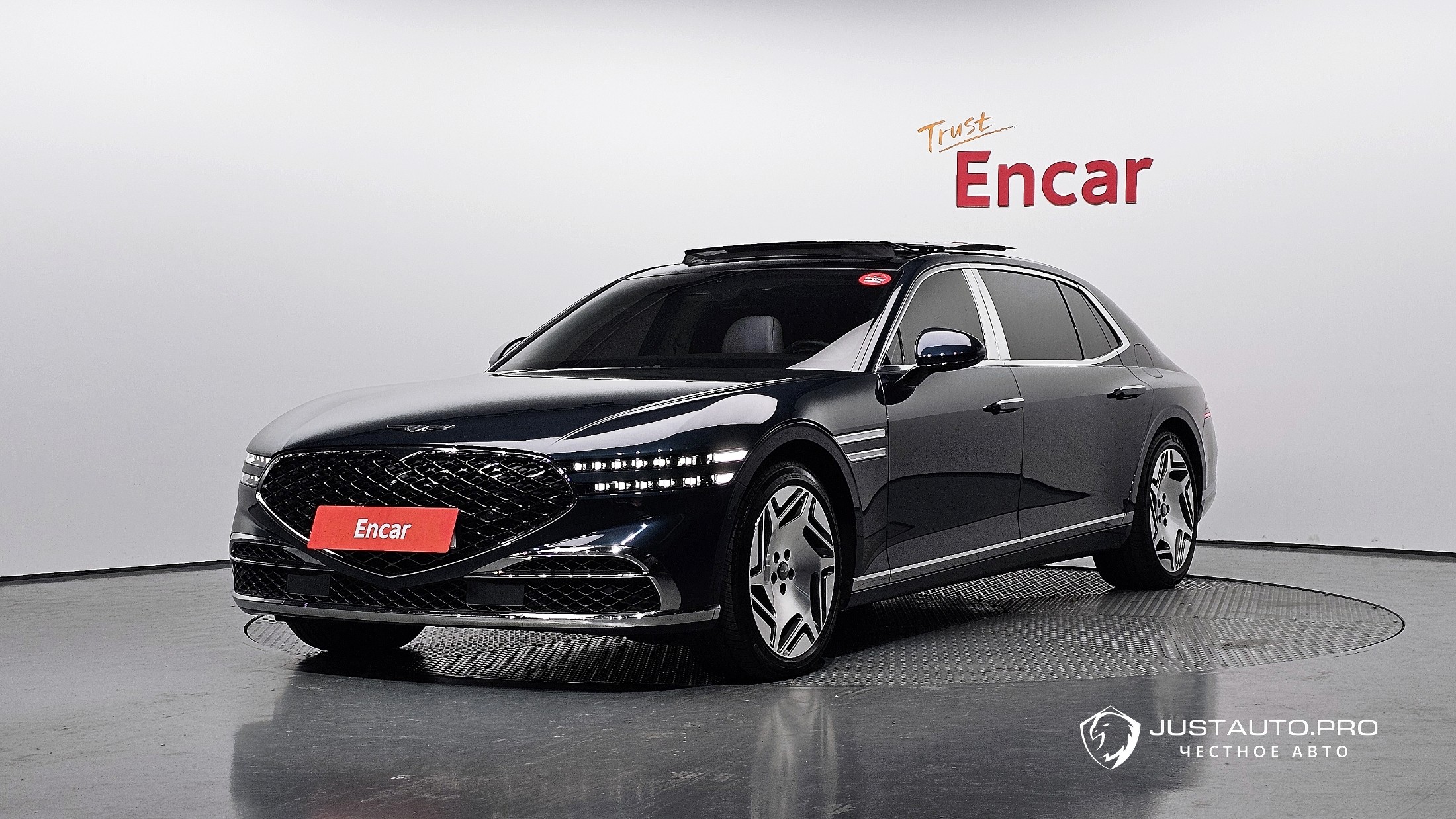 Автомобиль Genesis G90