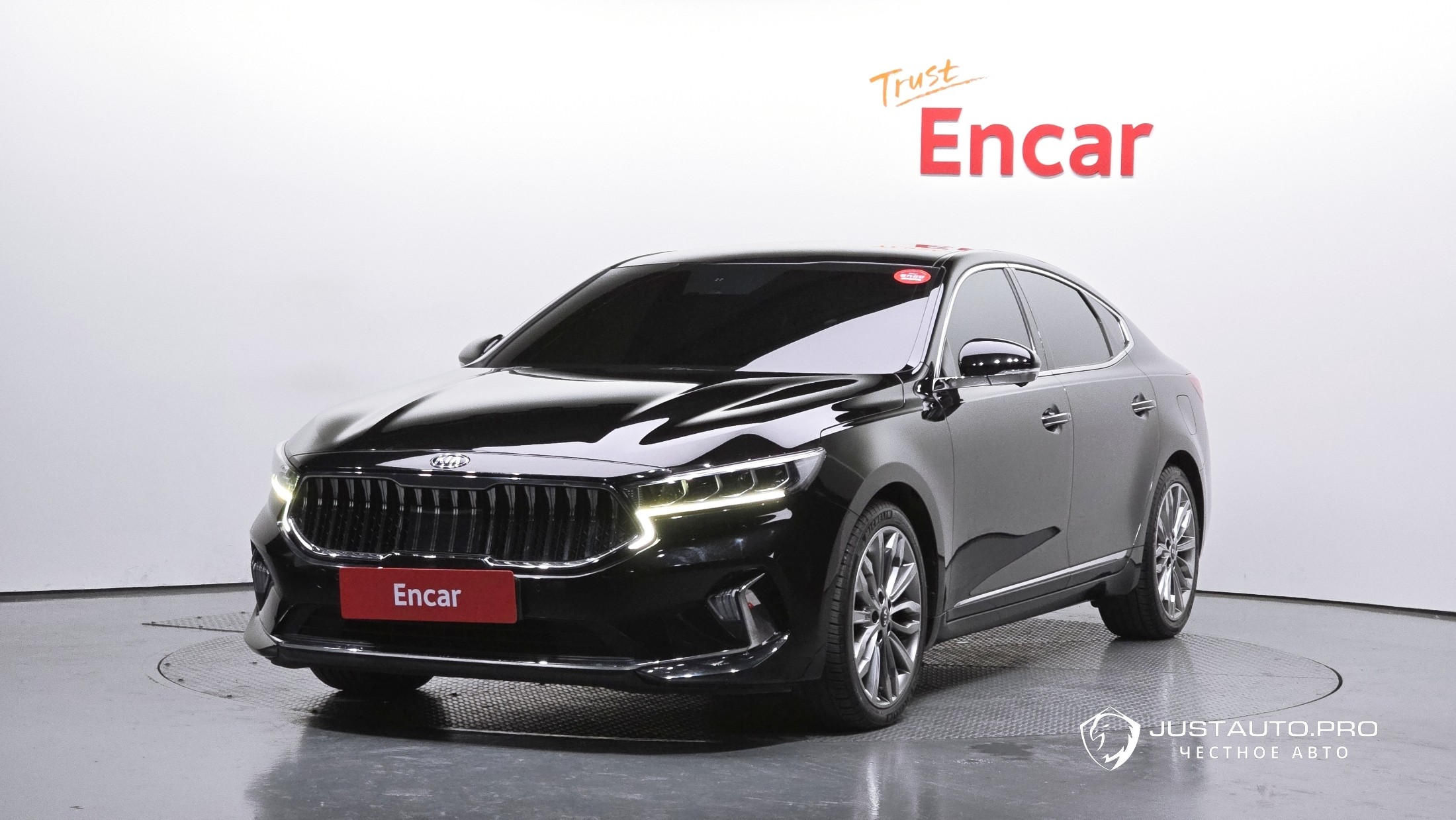 Автомобиль Kia K7