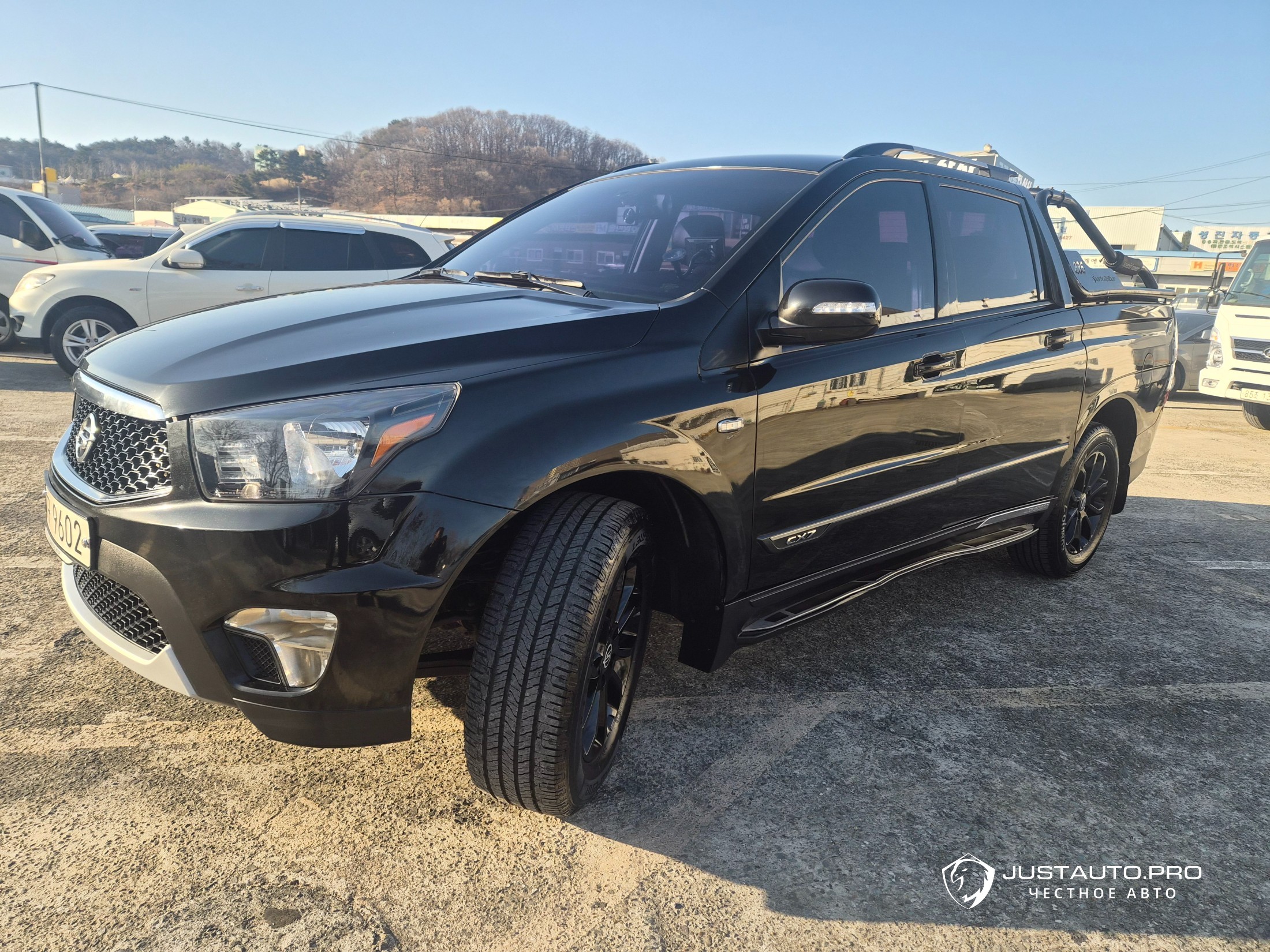Автомобиль KG_Mobility_Ssangyong KORANDO