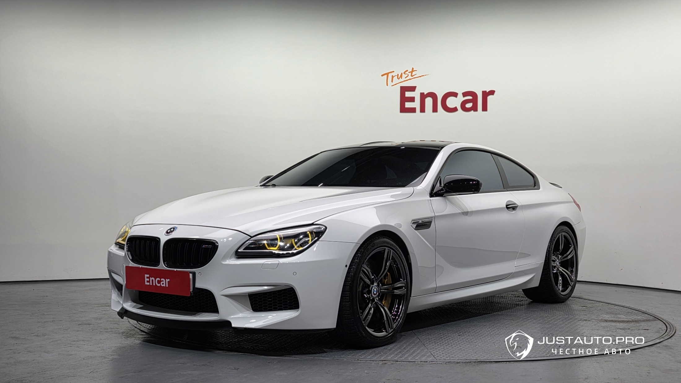 Автомобиль BMW M6