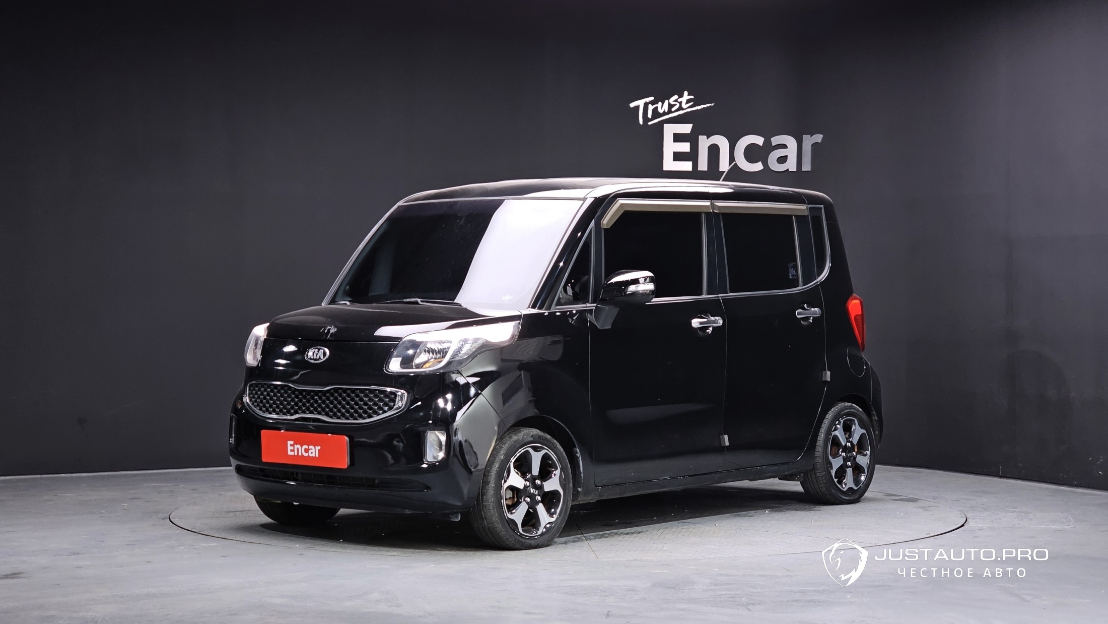 Автомобиль Kia RAY